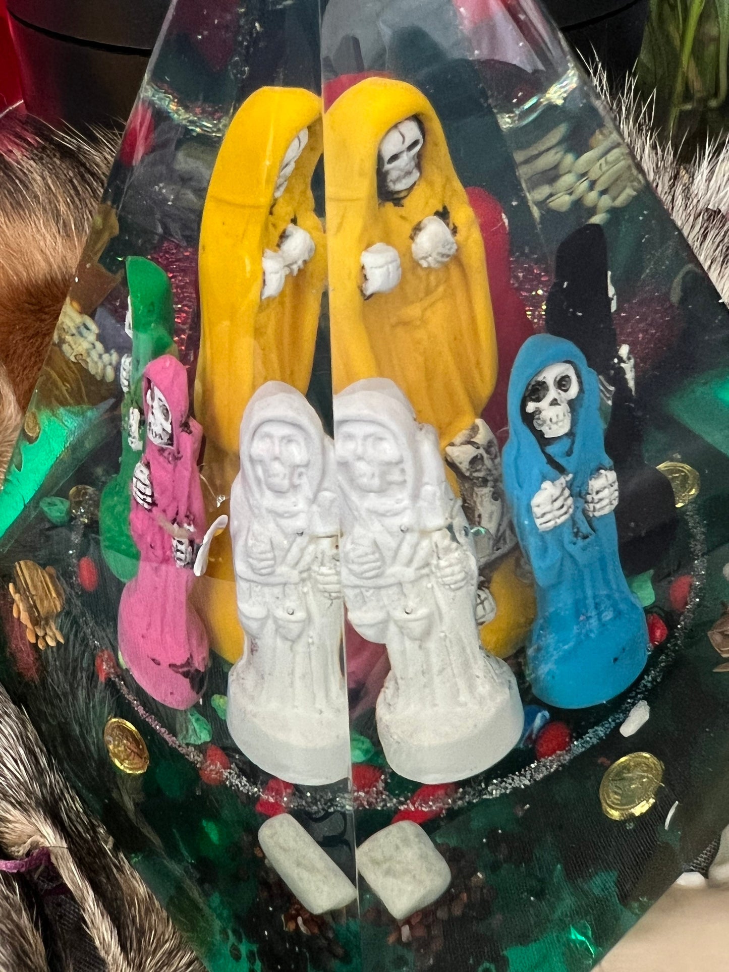 Santa Muerte Siete Colores Pyramid 4” + Fixed + Made in Mexico