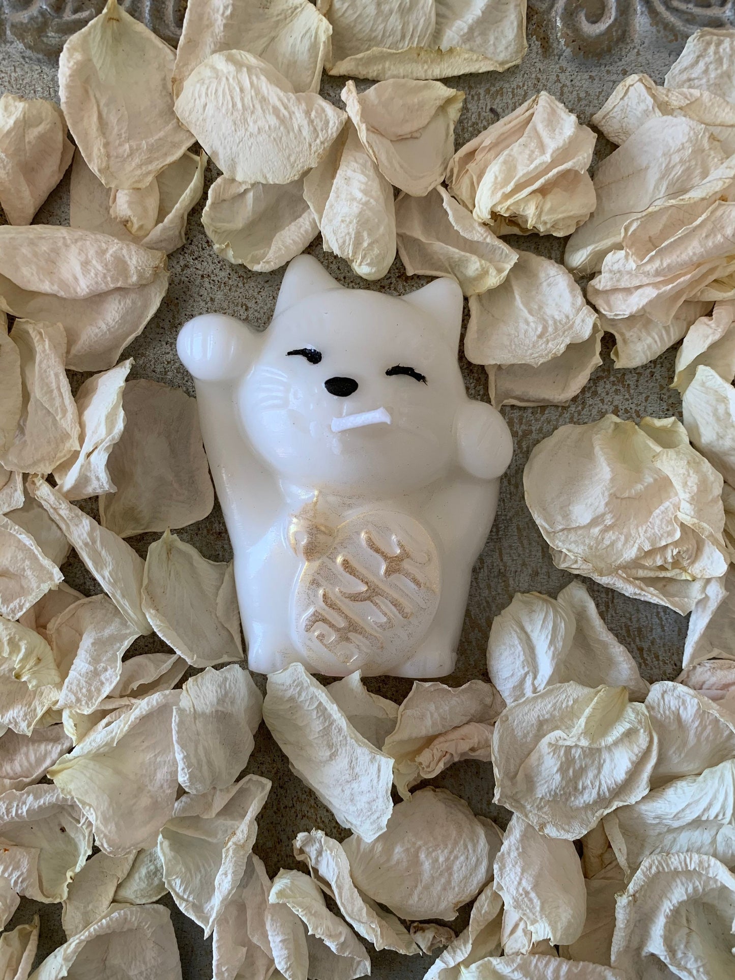 Lucky Cat Candle + Maneki-neko