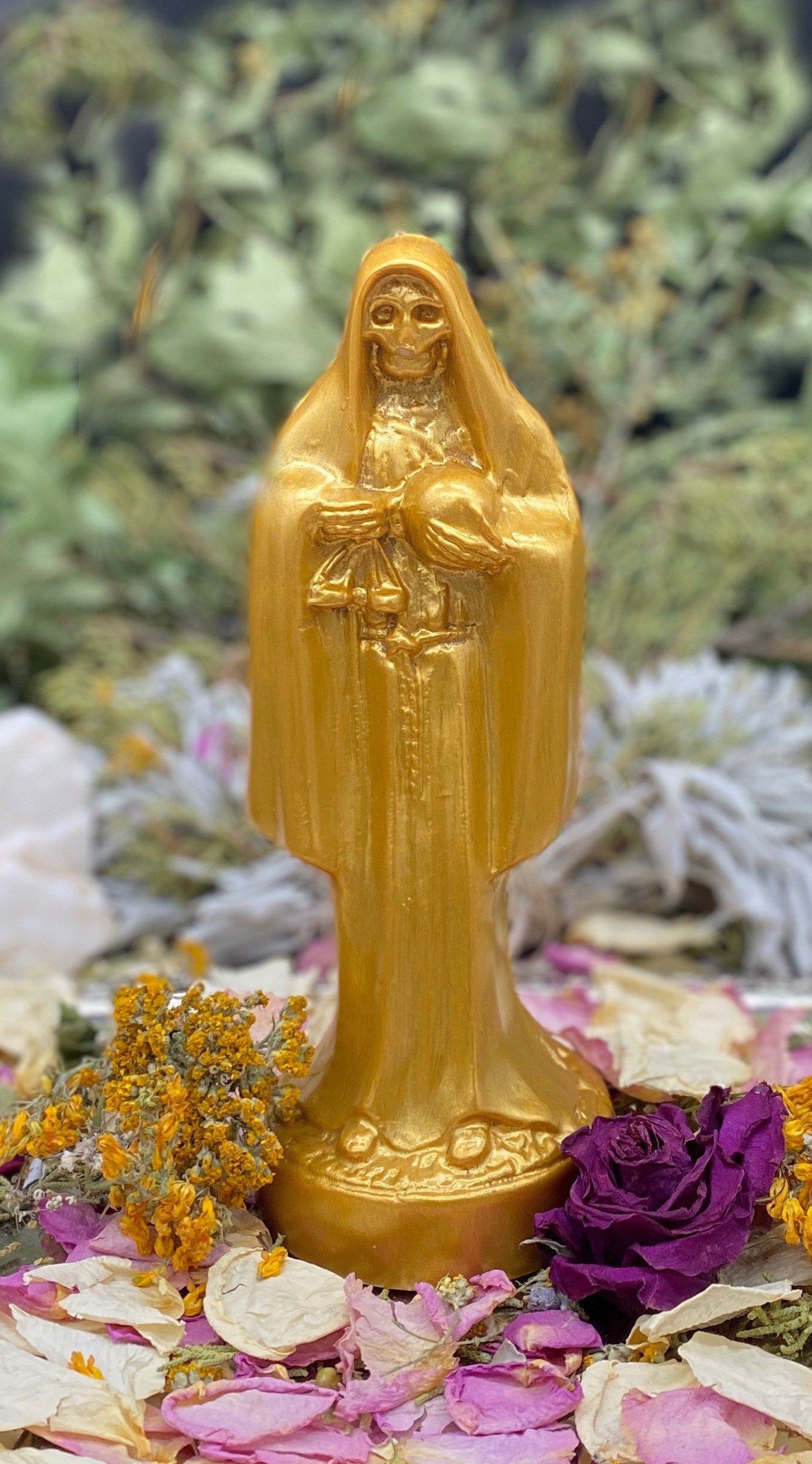 Santa Muerte Dorada / Oro Candle + Blessed + 24K Gold + Money + Abundance