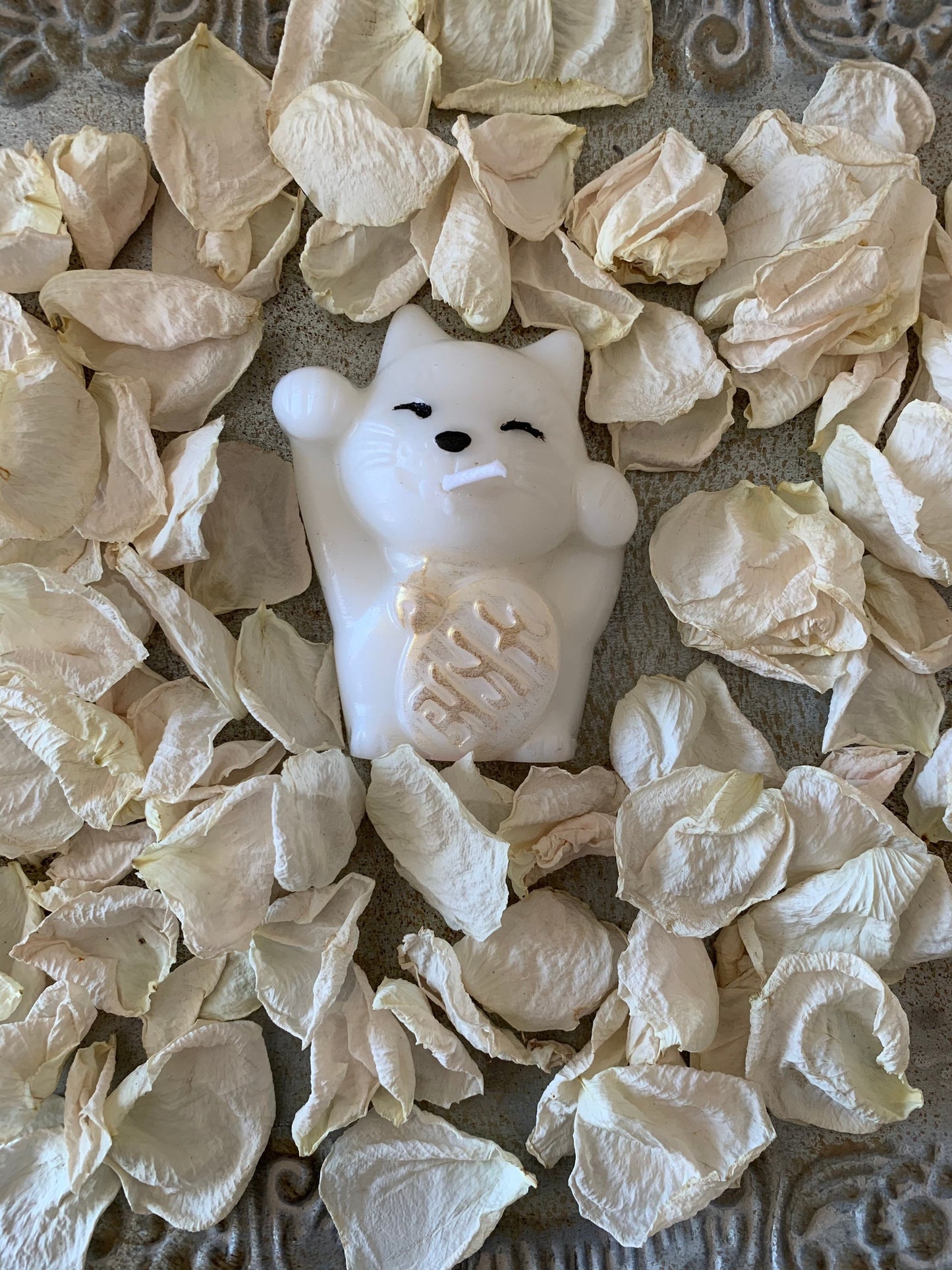 Lucky Cat Candle + Maneki-neko