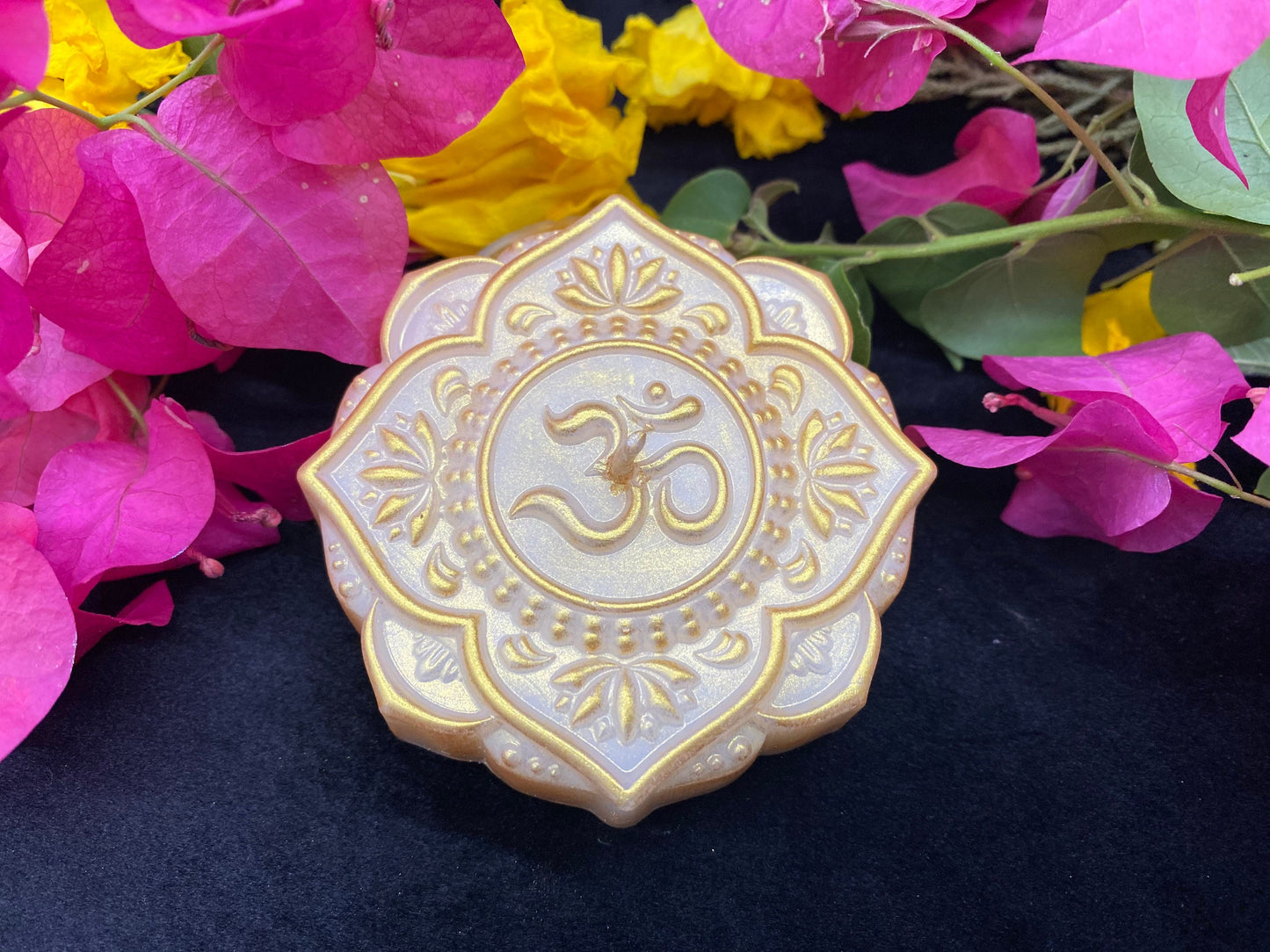 Ohm Candle + Hindu Spirit Guides