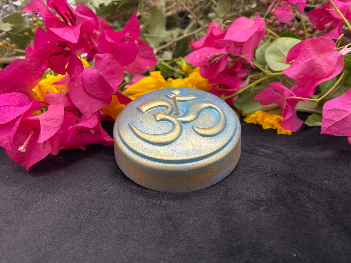 Ohm Candle + Hindu Spirit Guides