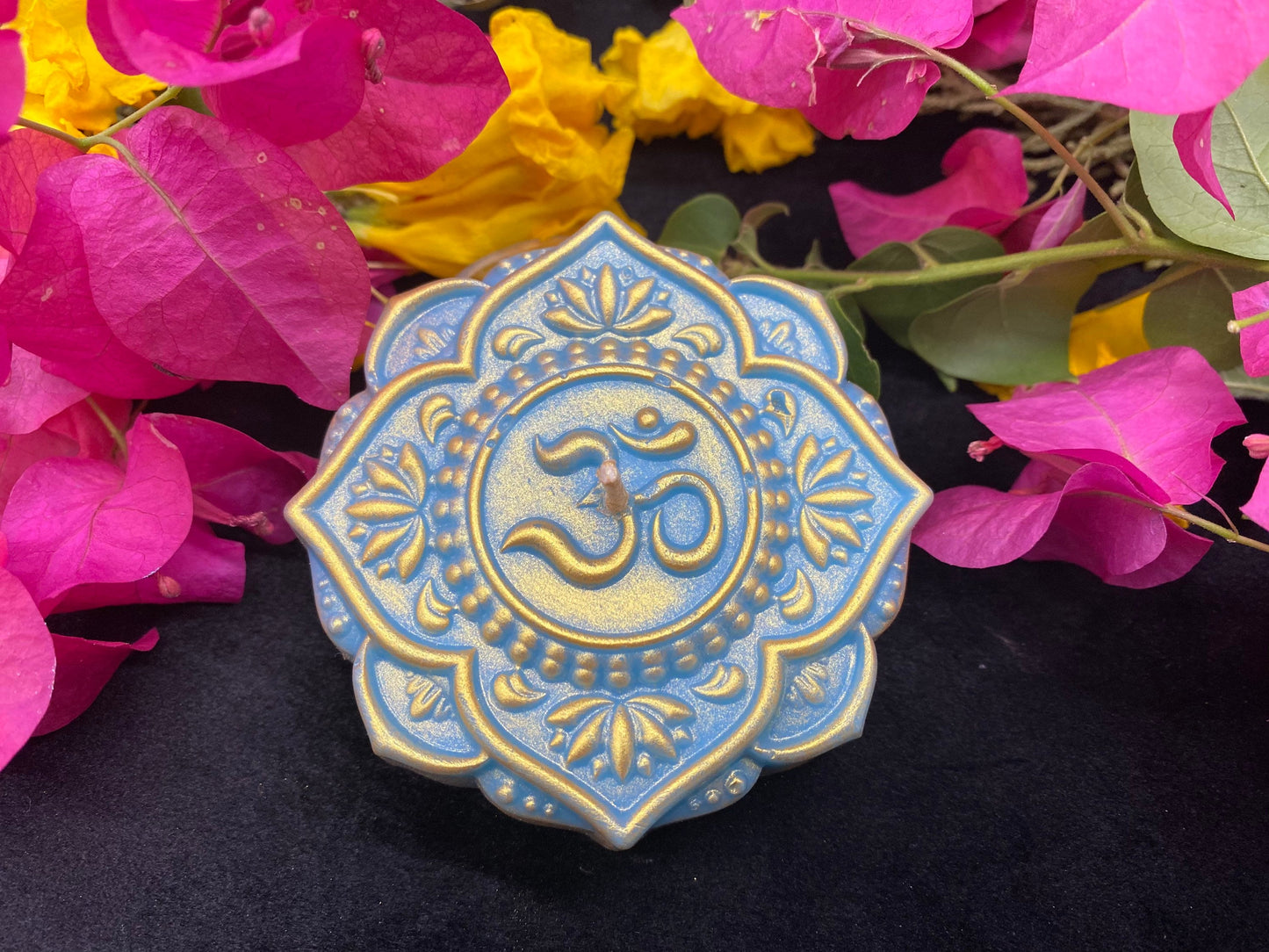 Ohm Candle + Hindu Spirit Guides