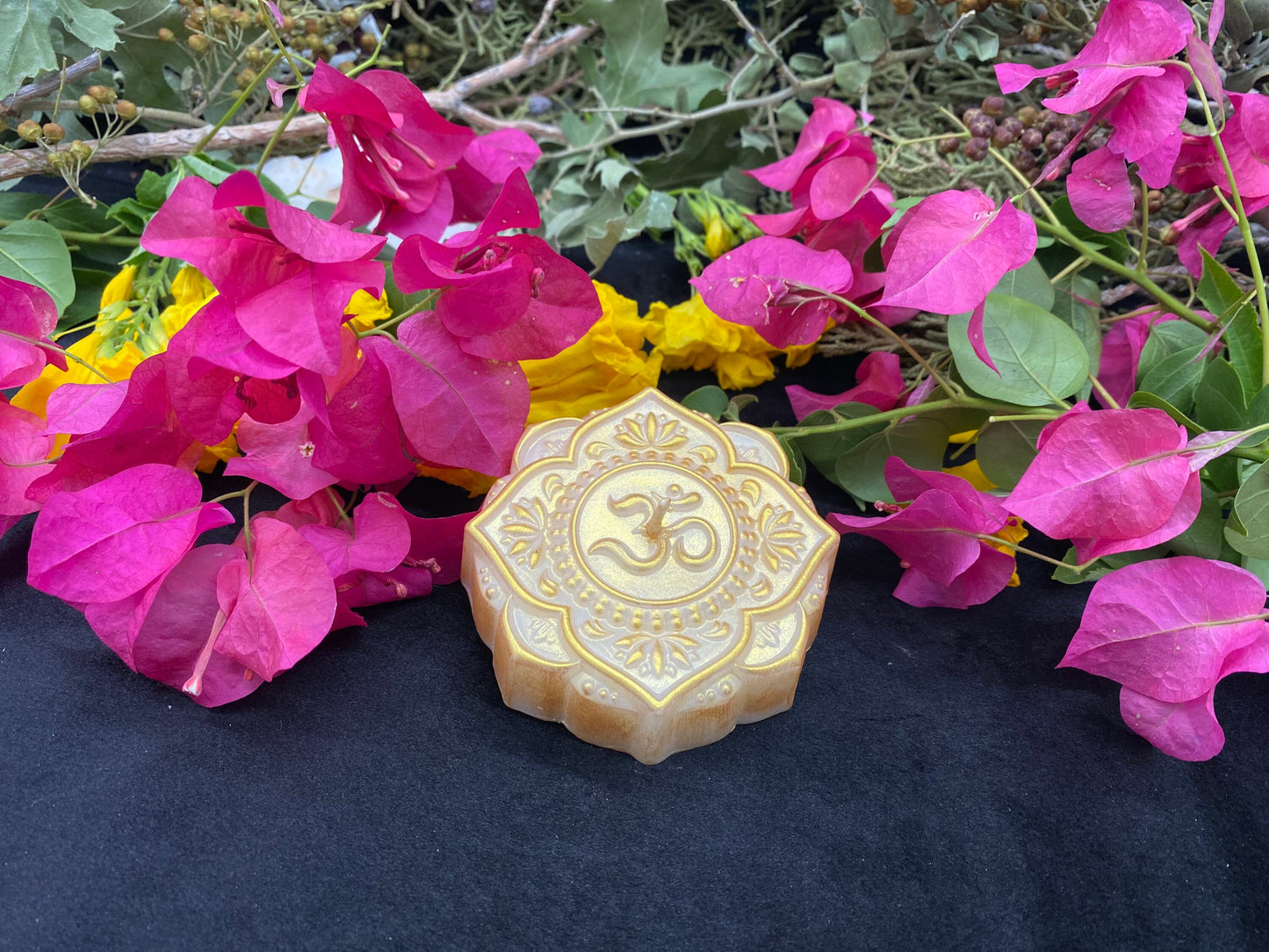 Ohm Candle + Hindu Spirit Guides