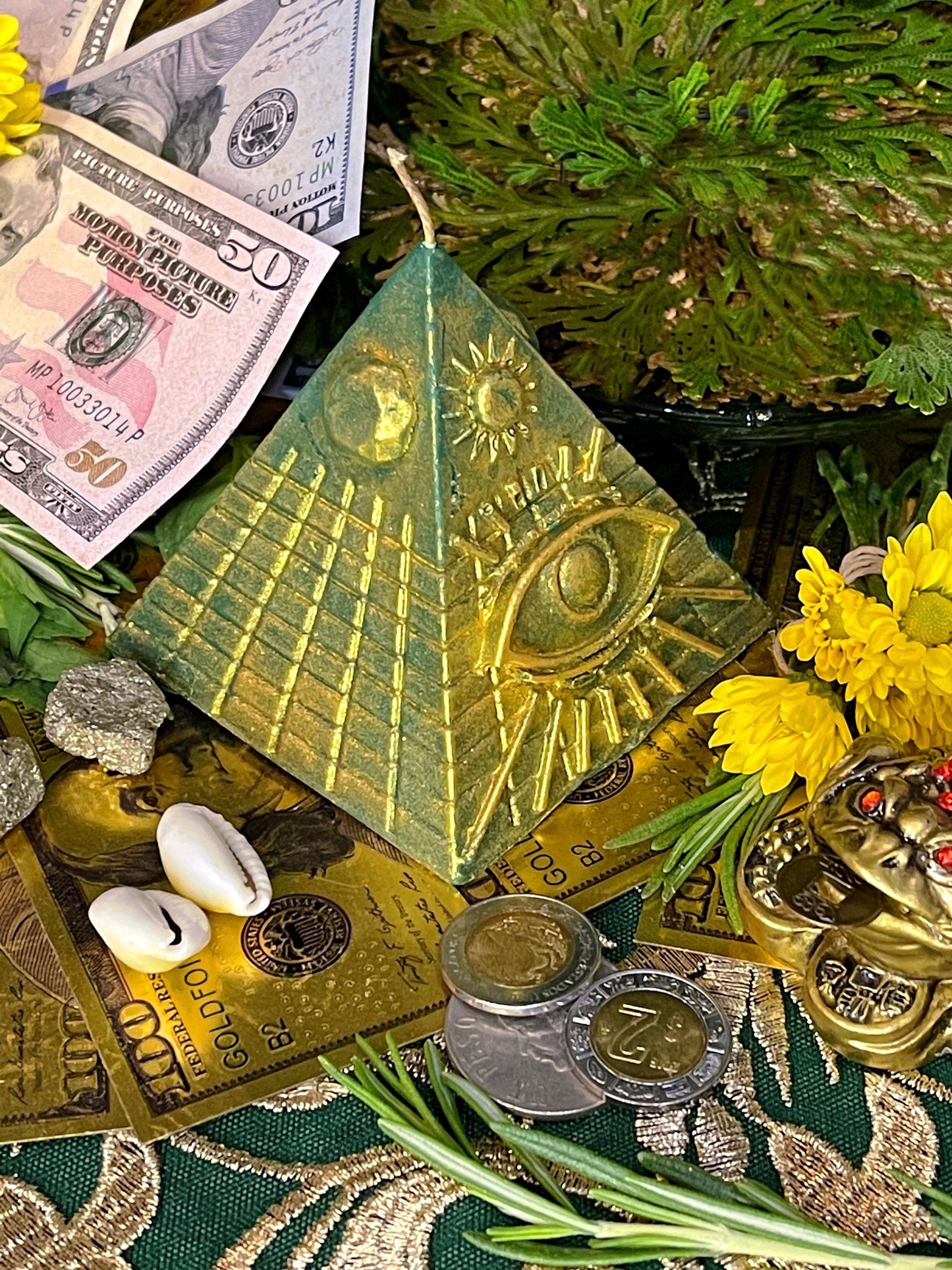 Pyramid with Eye of Providence Figure Candle + All-Seeing Eye
