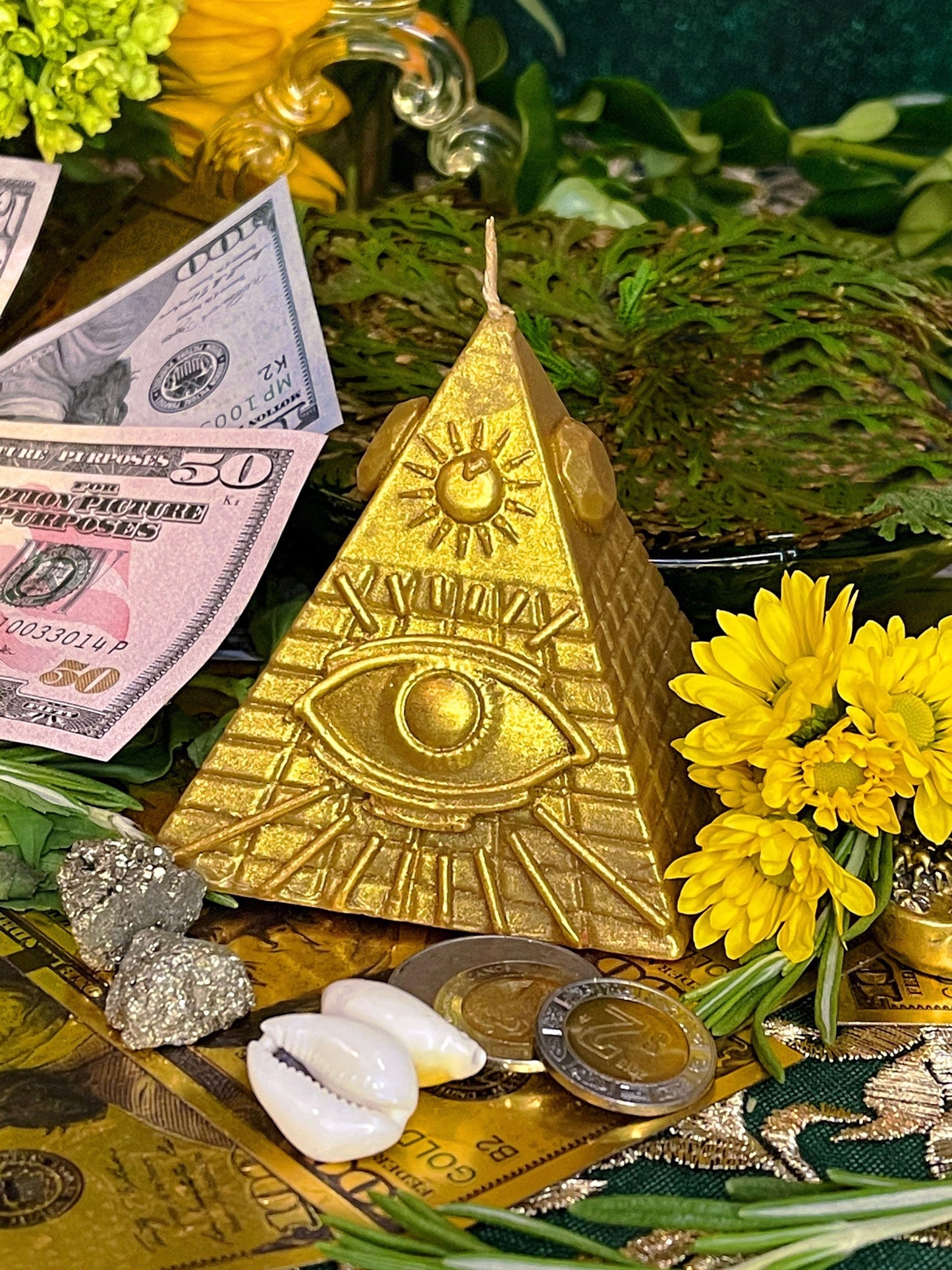 Pyramid with Eye of Providence Figure Candle + All-Seeing Eye
