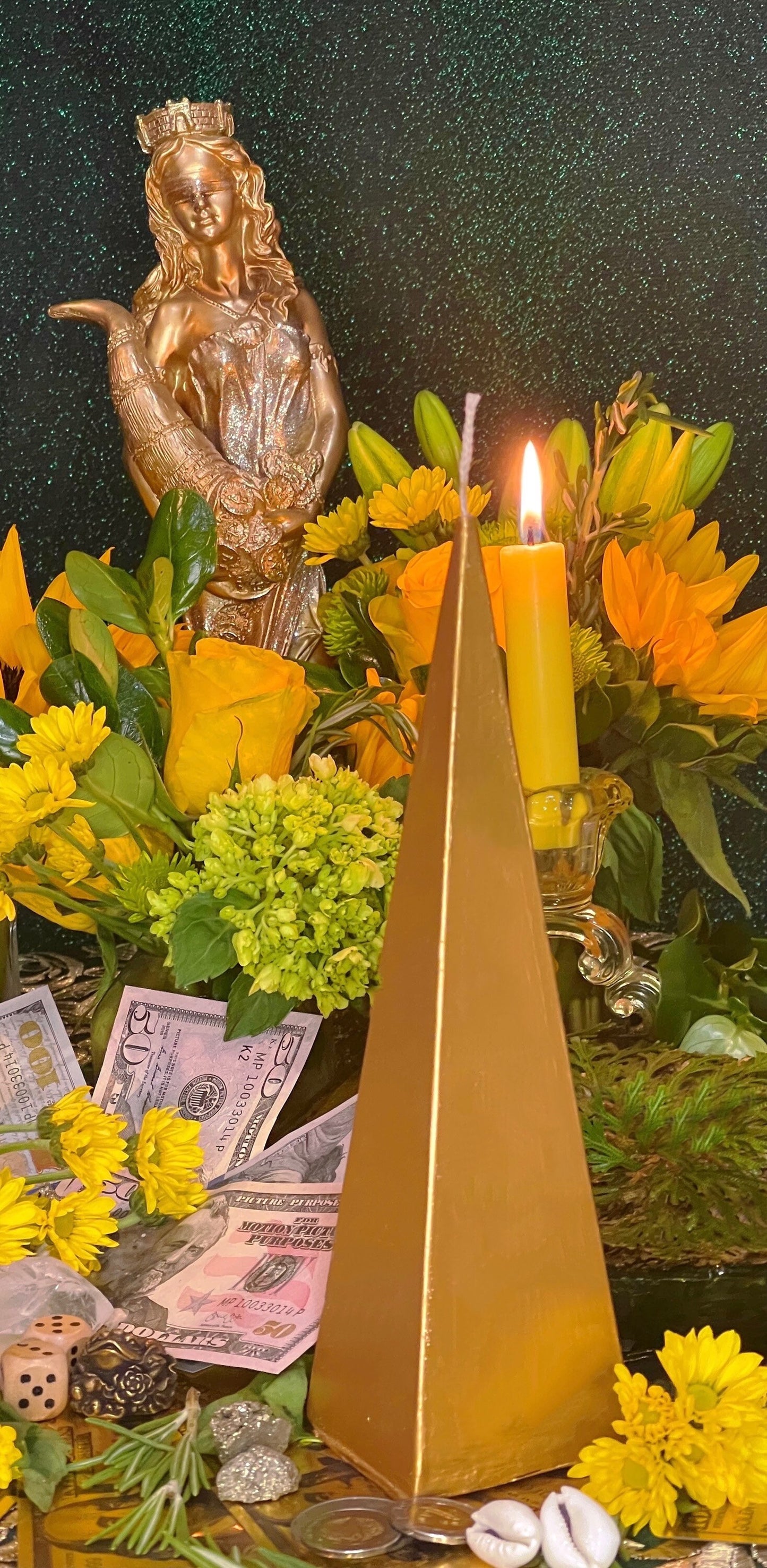 Metallic Pyramid Figure Candle