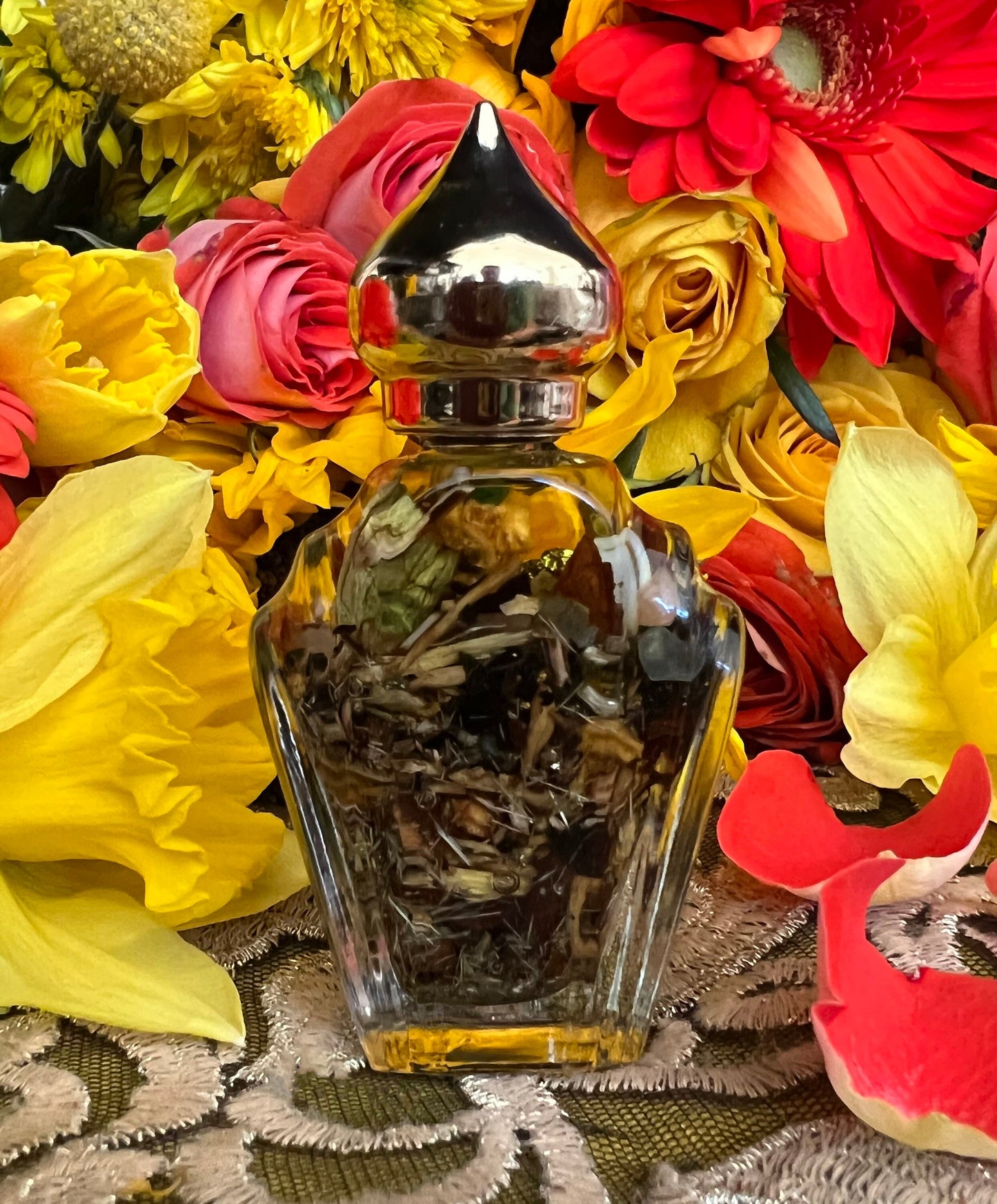 Van Van Oil + Traditional New Orleans Conjure + 24K Gold + Multi-Purpose Oil