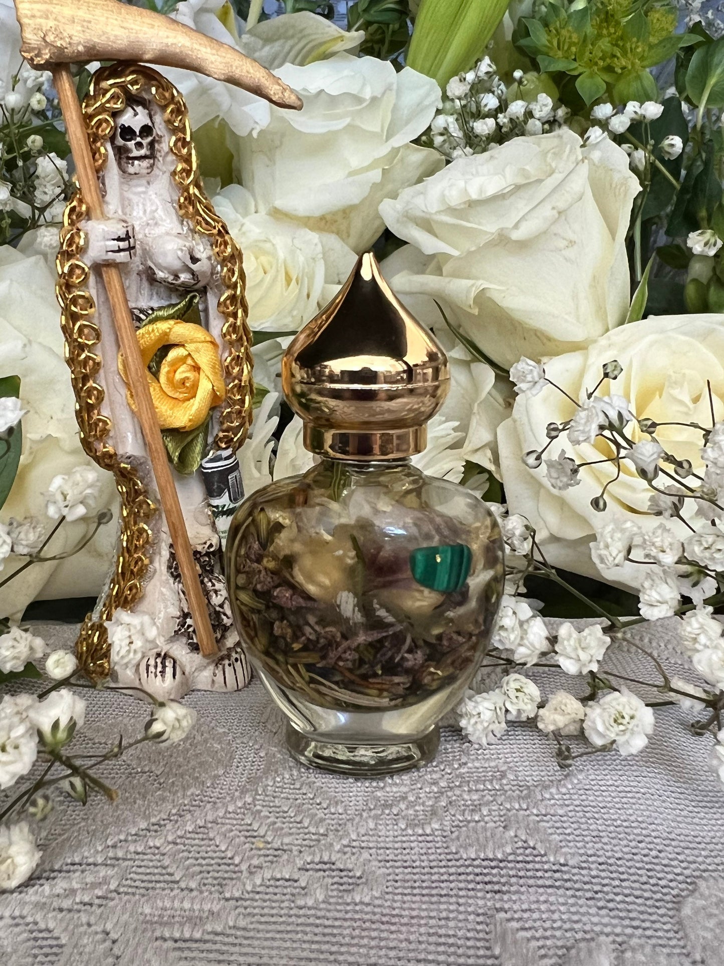Santa Muerte Blanca Oil + Cleansing + Healing + Psychic