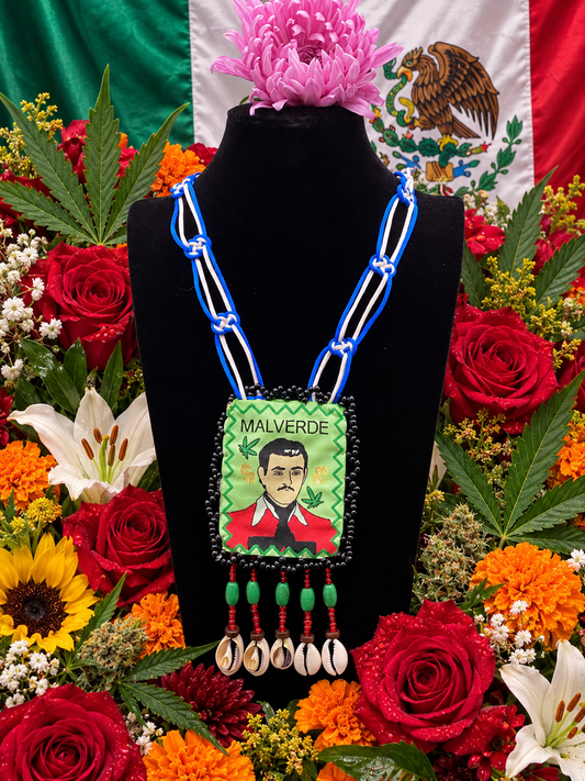 Escapulário Azul e Branco de Jesus Malverde + Proteção + Feito no México + Abençoado + Búzios