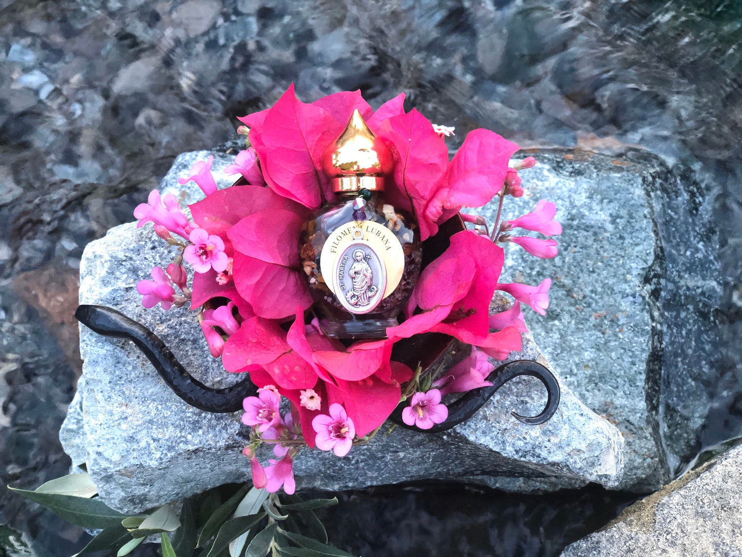 Filomena Lubana Oil + Santa Marta la Dominadora + Domination + Bring Back Tame Man + Truth Revealed + 24K Gold + Saint Martha the Dominator
