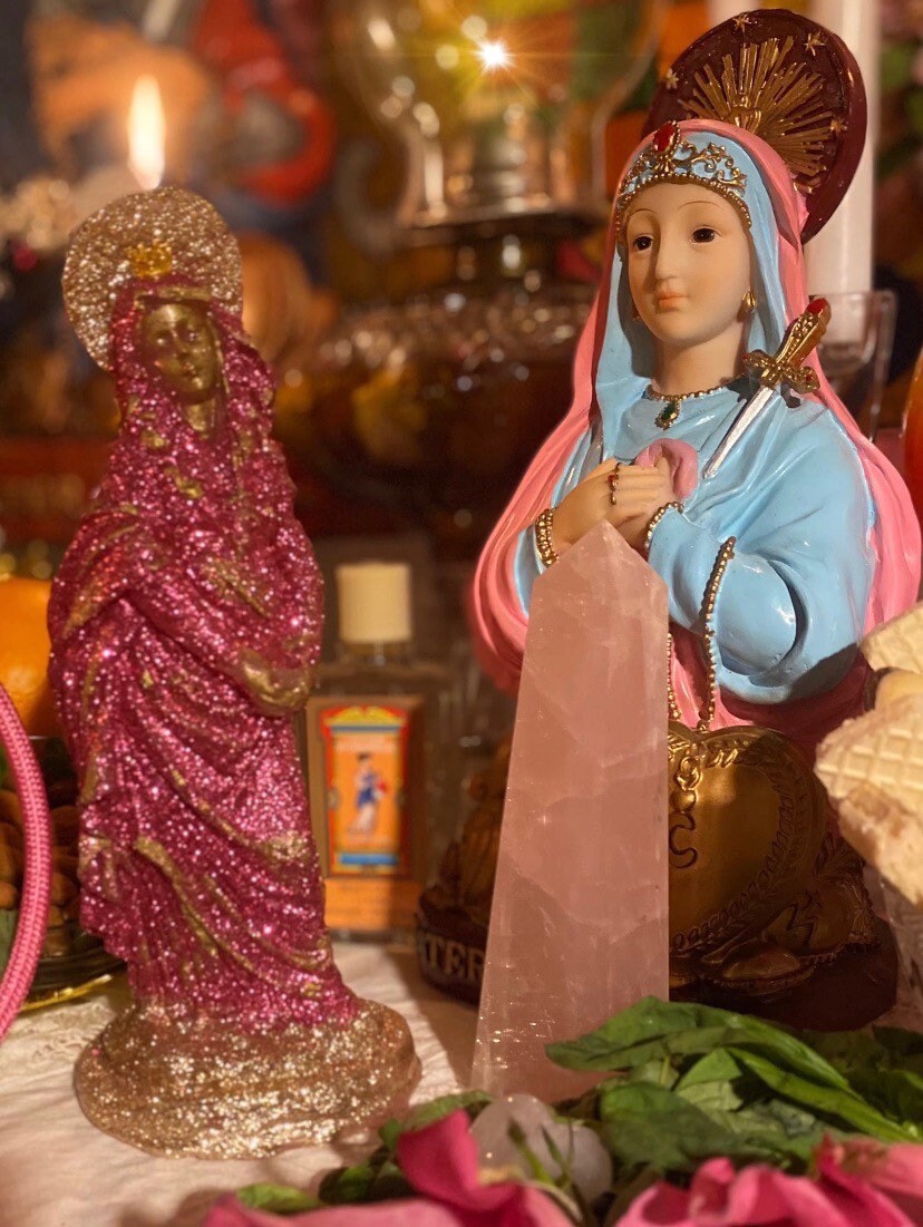 Metresili Figure Candle + Love + Luxury + Fame + Beauty + 24K Gold + Blessed + Fixed + Metres Ezili Freda