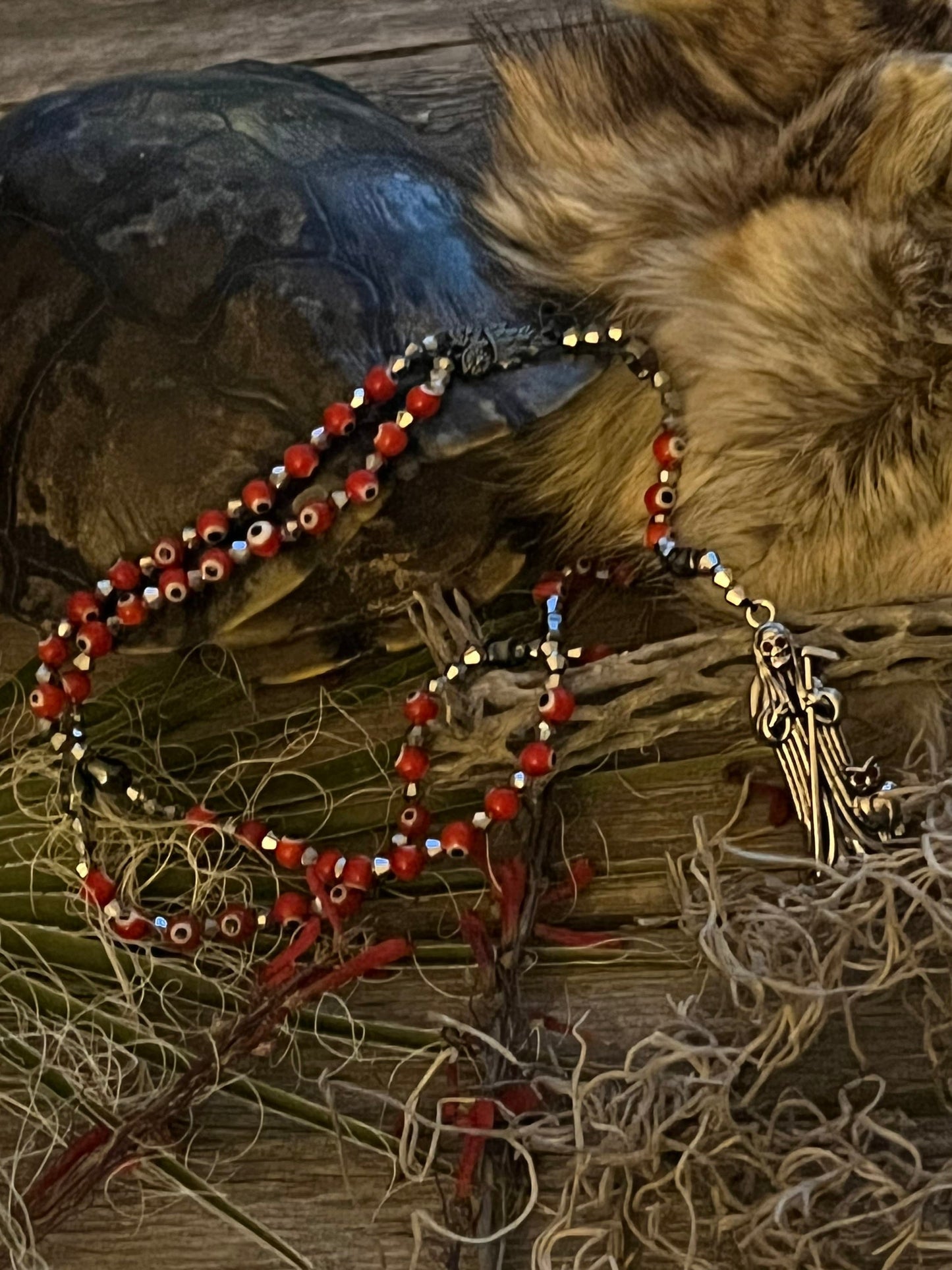 Santa Muerte Roja Evil Eye Rosary de Hilo + Love + Passion + Domination + Money + Handcrafted + Rosario