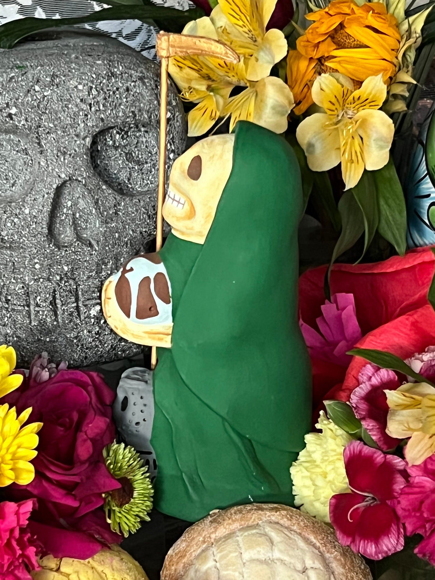 Santa Muerte Verde Statue + Green + Mictecacihuatl + Mictlantecihuatl + Traditionally Crafted from Mexican Clay + 1 of Kind + Made in Mexico