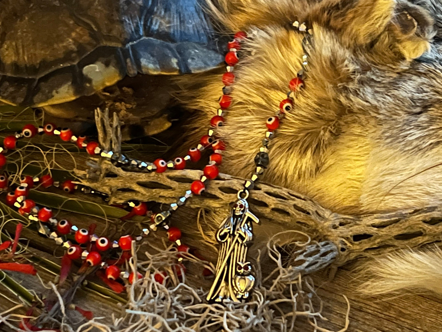 Santa Muerte Roja Evil Eye Rosary de Hilo + Love + Passion + Domination + Money + Handcrafted + Rosario