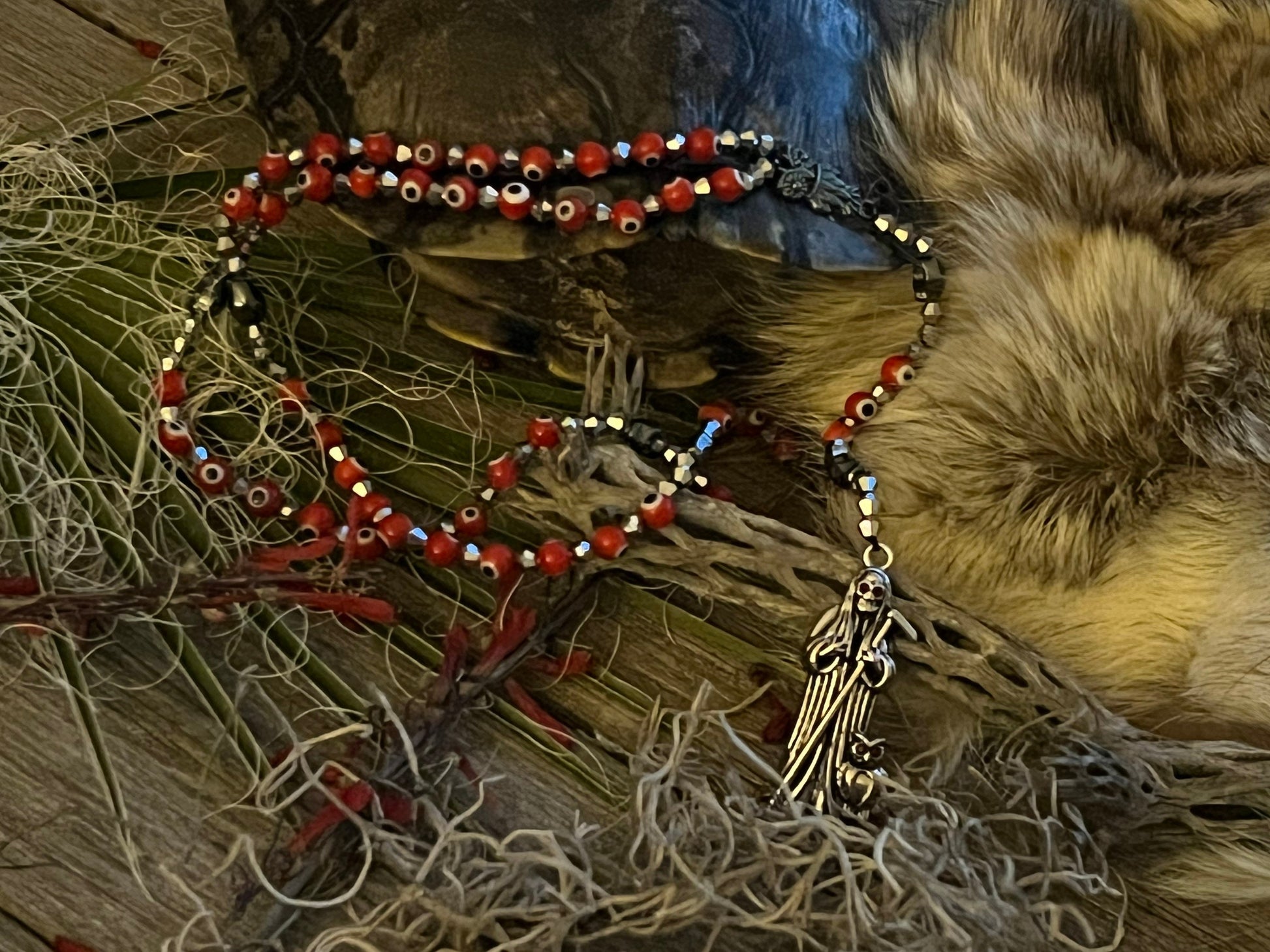 Santa Muerte Roja Evil Eye Rosary de Hilo + Love + Passion + Domination + Money + Handcrafted + Rosario