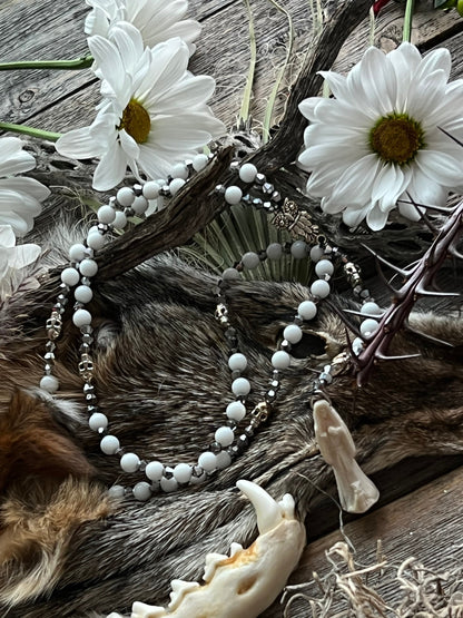 Santa Muerte Blanca Rosary de Hilo + Gemstone + Alabaster + Handcrafted + Rosario