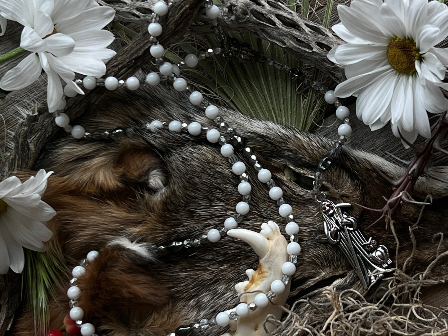 Santa Muerte Blanca Rosary de Hilo + Gemstone + Alabaster + Handcrafted + Rosario