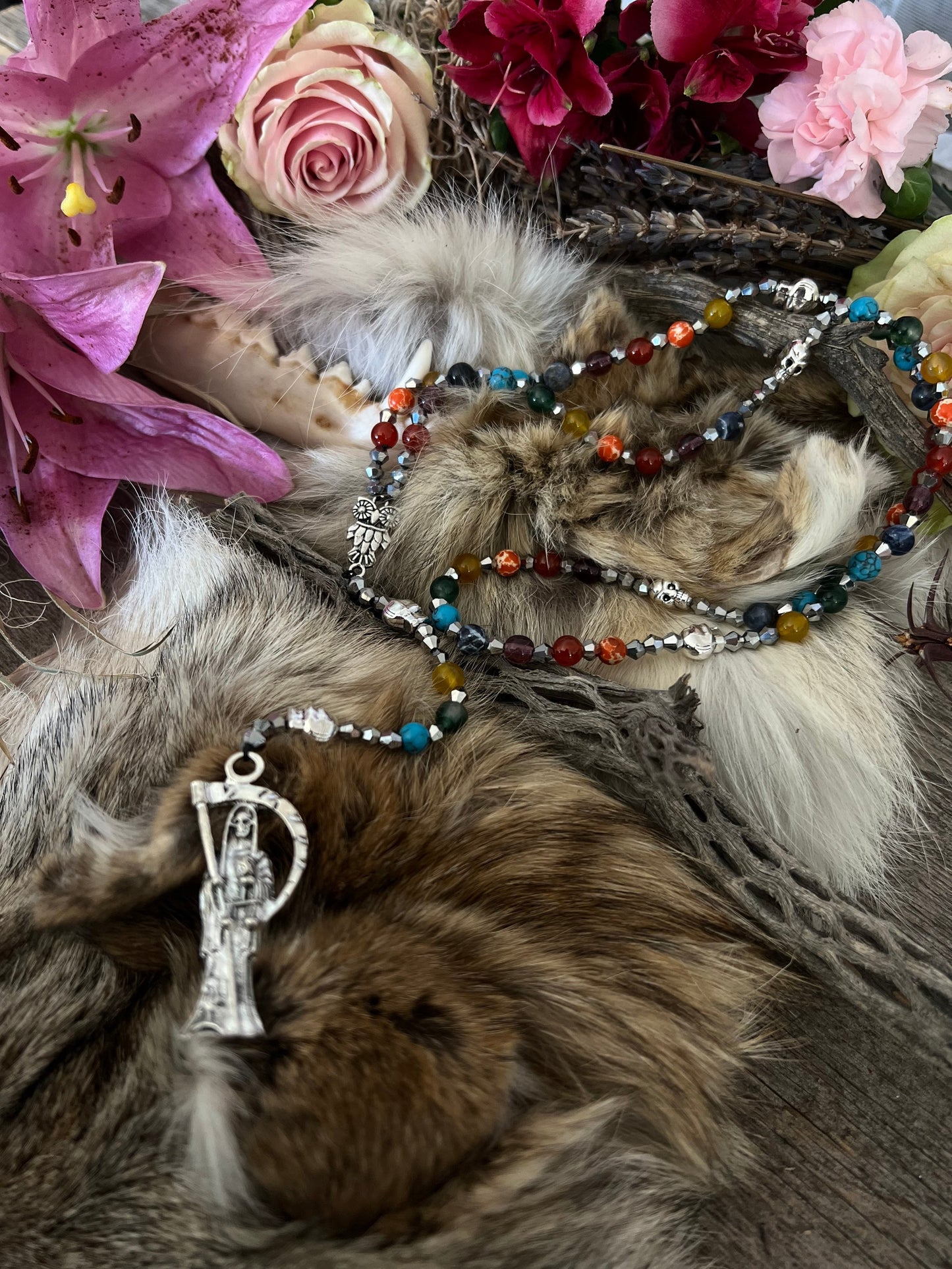 Santa Muerte Siete Colores Rosary de Hilo + Siete Potencias + All-Purpose + Love + Money + Luck + Blessed + Gemstone + Handcrafted + Rosario