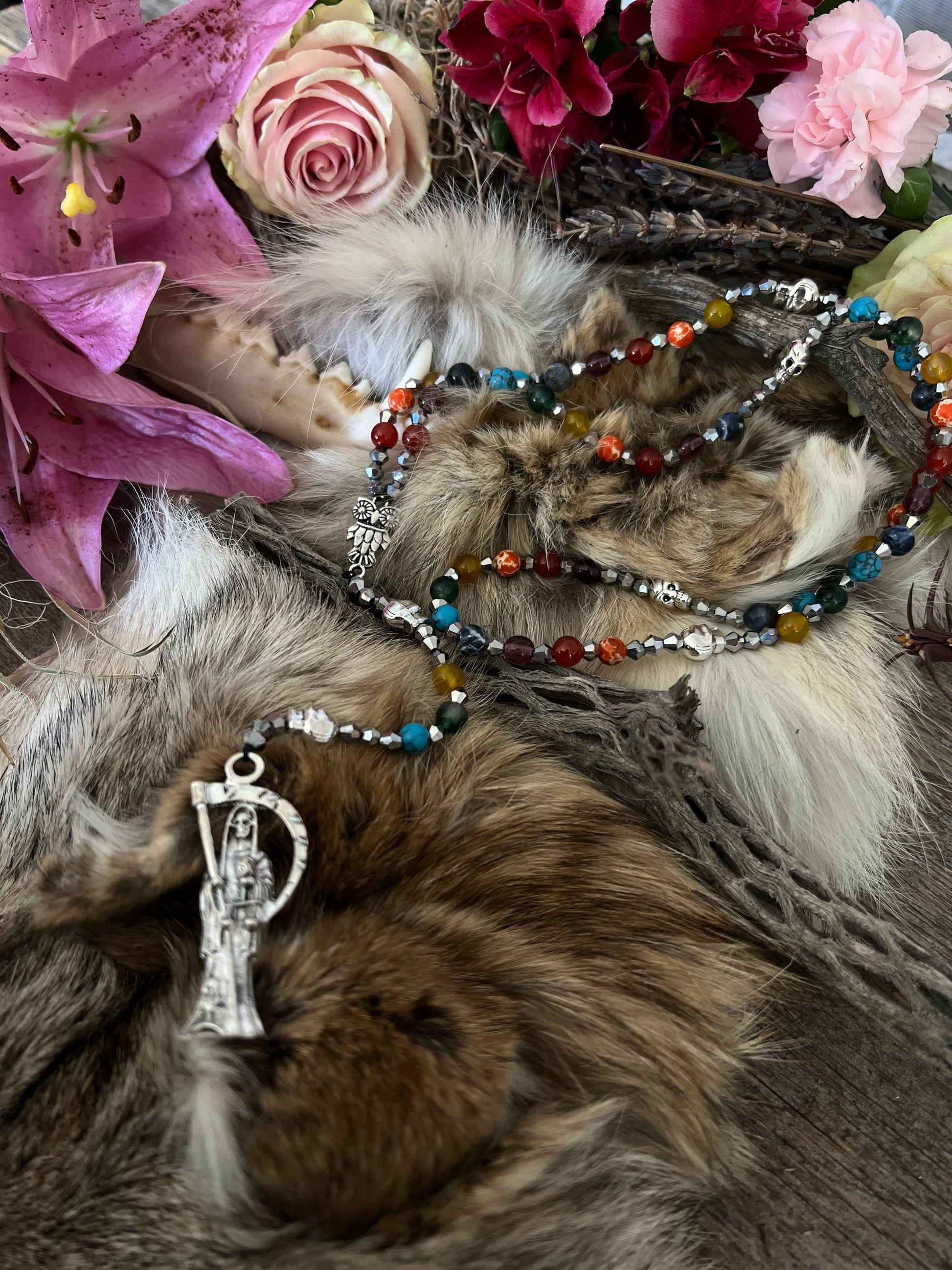 Santa Muerte Siete Colores Rosary de Hilo + Siete Potencias + All-Purpose + Love + Money + Luck + Blessed + Gemstone + Handcrafted + Rosario