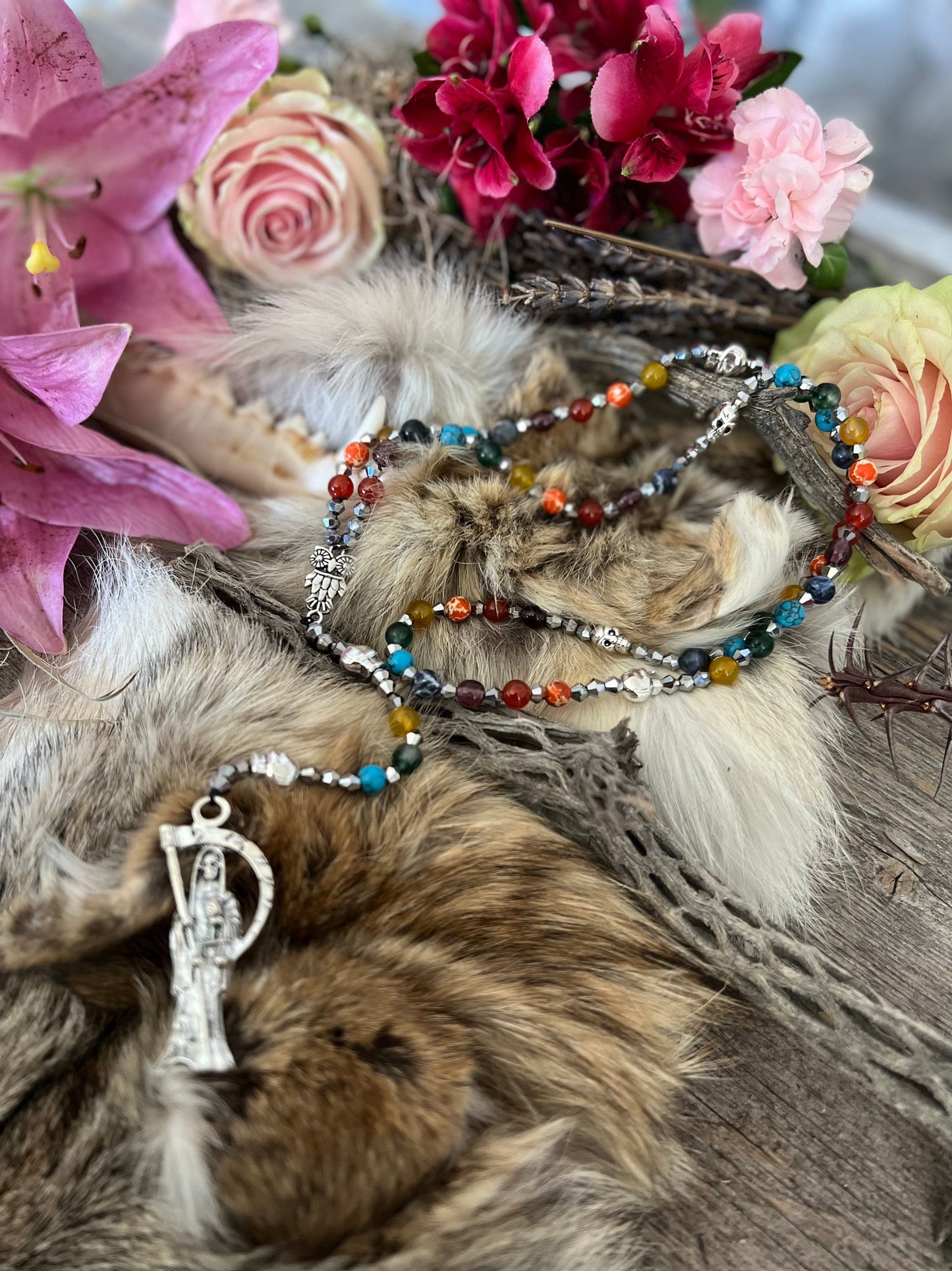 Santa Muerte Siete Colores Rosary de Hilo + Siete Potencias + All-Purpose + Love + Money + Luck + Blessed + Gemstone + Handcrafted + Rosario