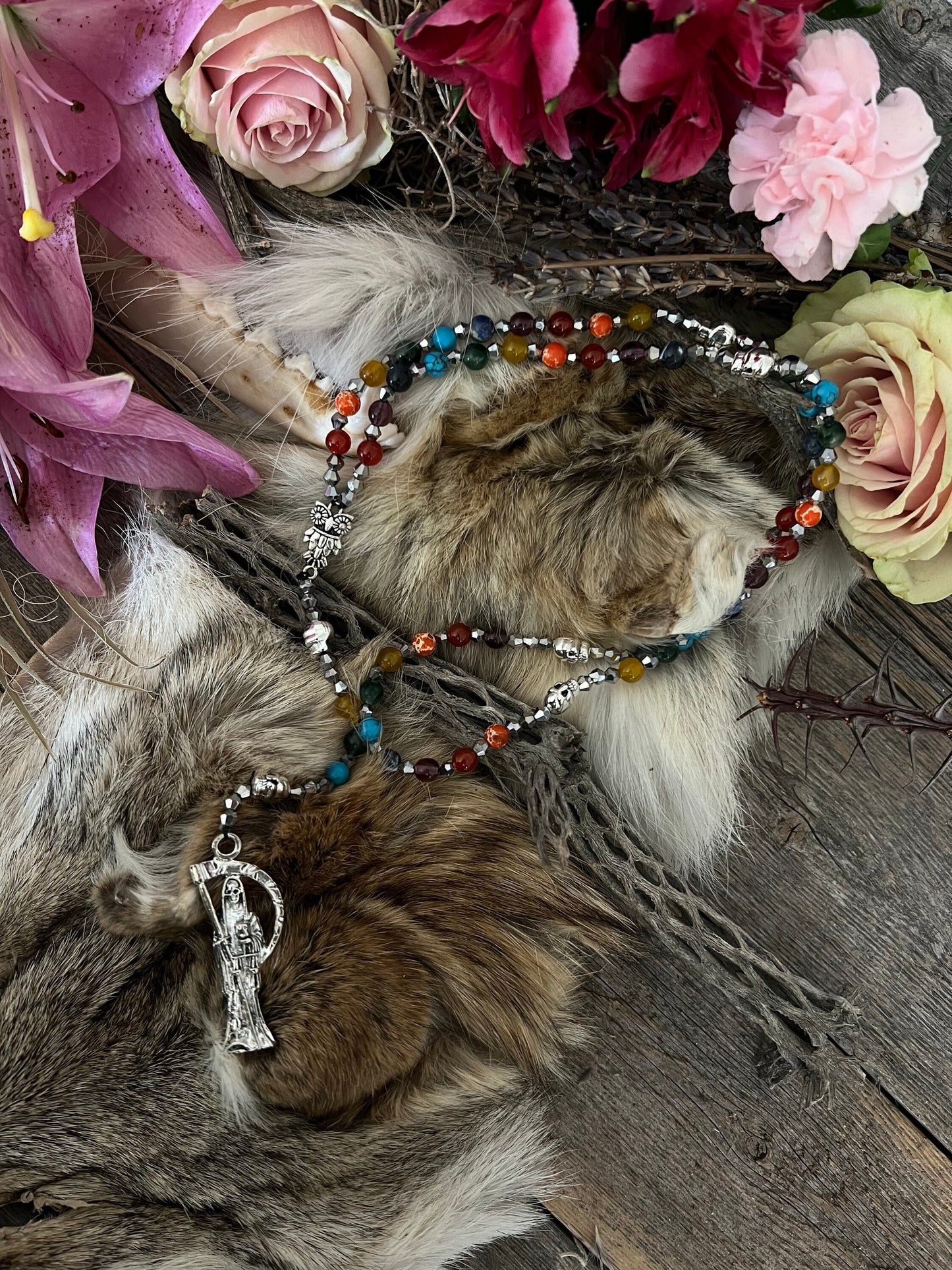 Santa Muerte Siete Colores Rosary de Hilo + Siete Potencias + All-Purpose + Love + Money + Luck + Blessed + Gemstone + Handcrafted + Rosario
