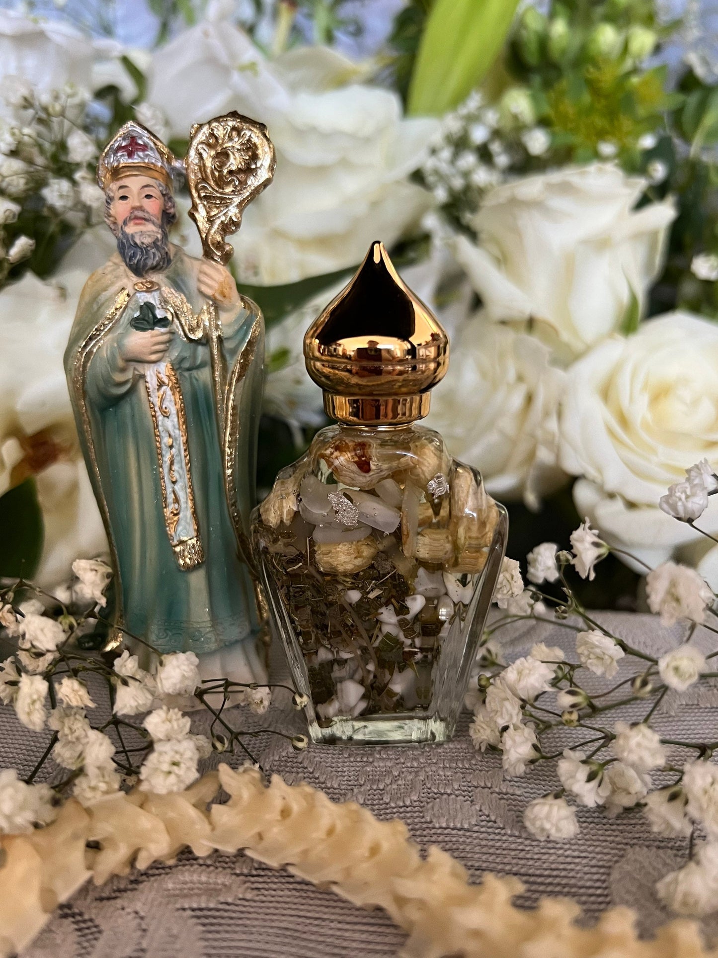 Damballah Oil + Danbala + Prosperity + Healing + Purity + Wealth + Fertility + Peace + Wisdom + Protection + Clear Obstacle + Transformation