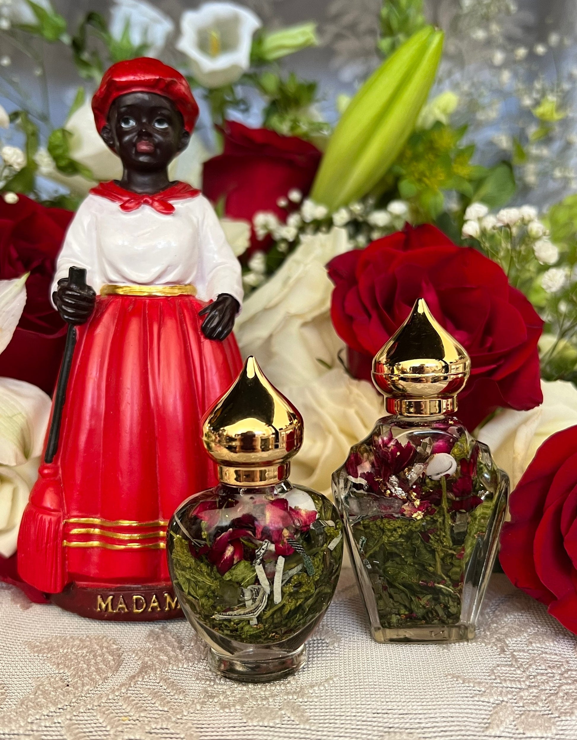 La Madama Oil + 24K Gold + Road Opening + Intuition + Money + Protection + Healing + Blessing + Divination + Success