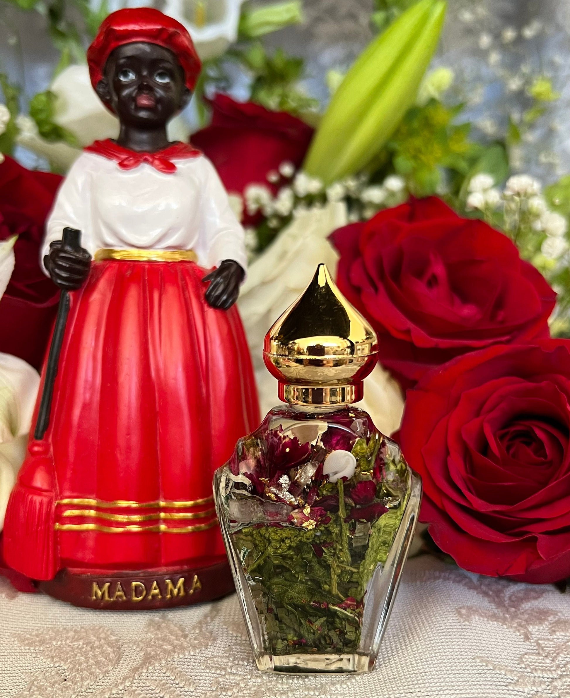 La Madama Oil + 24K Gold + Road Opening + Intuition + Money + Protection + Healing + Blessing + Divination + Success