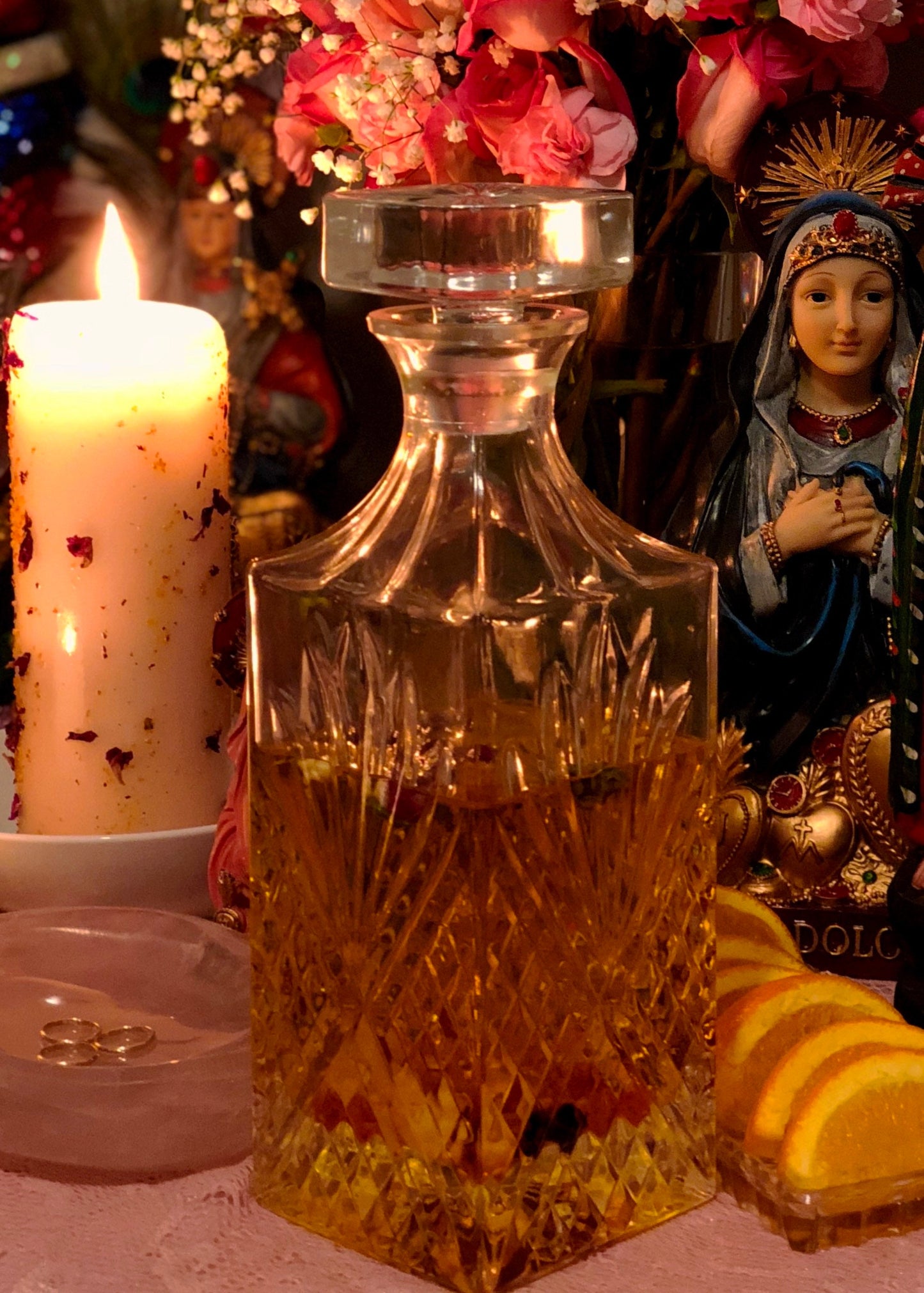 Metresili Love & Luxury Oil + Fame + Beauty + Mater Dolorosa + Metricili + Erzulie Freda + 24K Gold Leaf + Diamonds + + Metres Ezili Freda