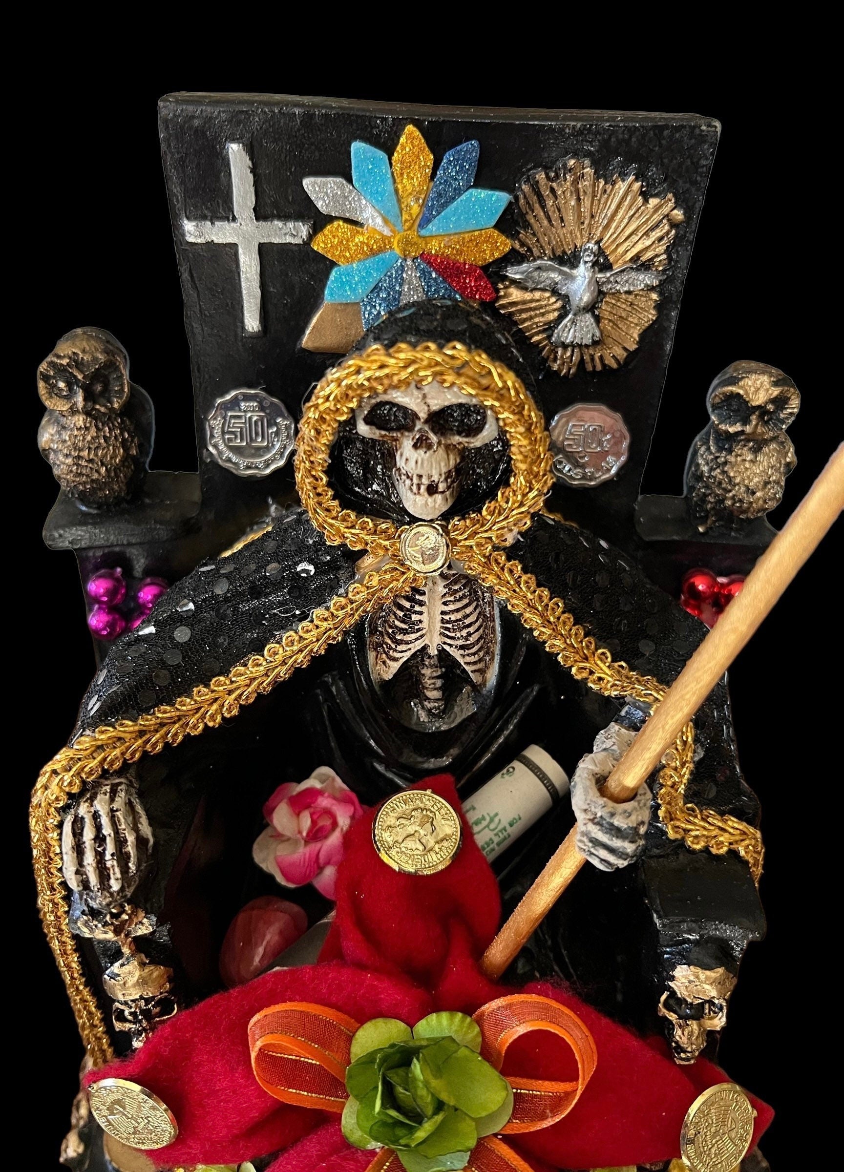 Santa Muerte Negra Seated Statue + Protection + Witchcraft + Necromancy + 24K Gold + Baptized + Fixed + Made in Mexico + Trono + Veneration