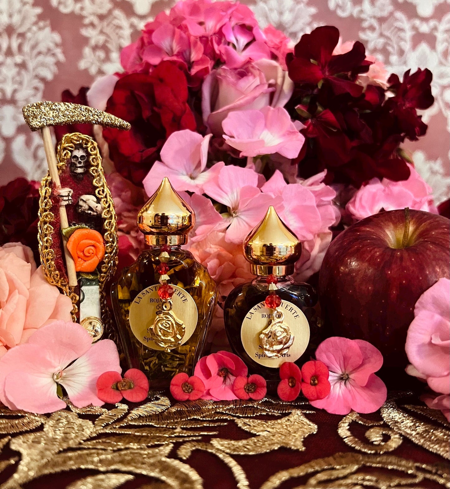 Santa Muerte Roja Oil + Love + Money + Justice + War + Blood