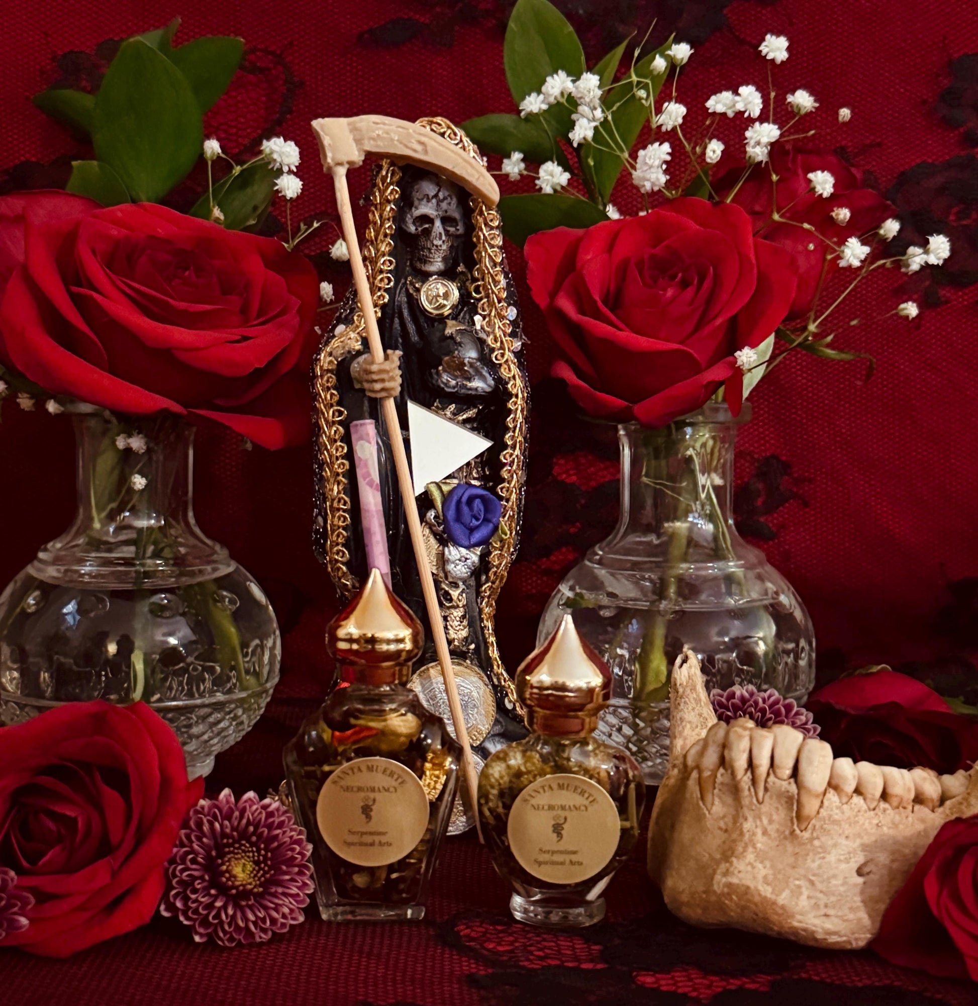 Santa Muerte Necromancy Oil + Los Muertos + Nigromancia