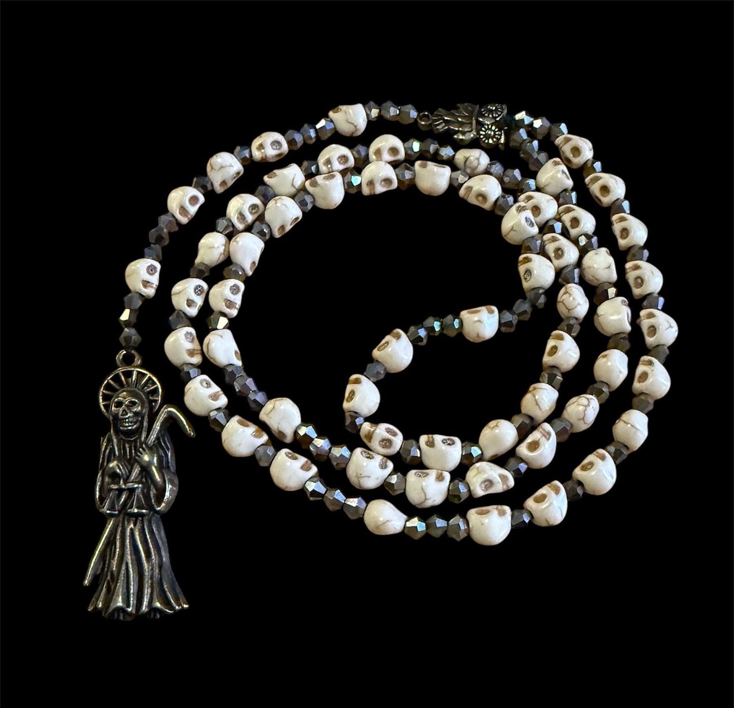 Santa Muerte Blanca Rosary de Hilo + Protection + Healing + Handcrafted + Rosario