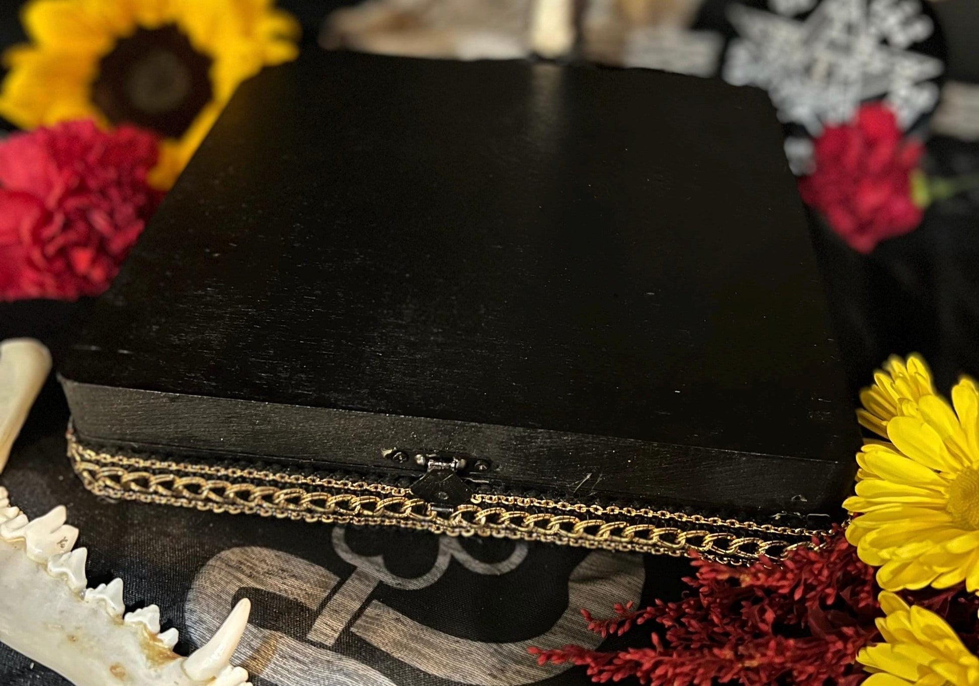 Santa Muerte Negra Carga + Reversing + Hexing + Protection + Necromancy + Fixed Statue + Santisima Muerte