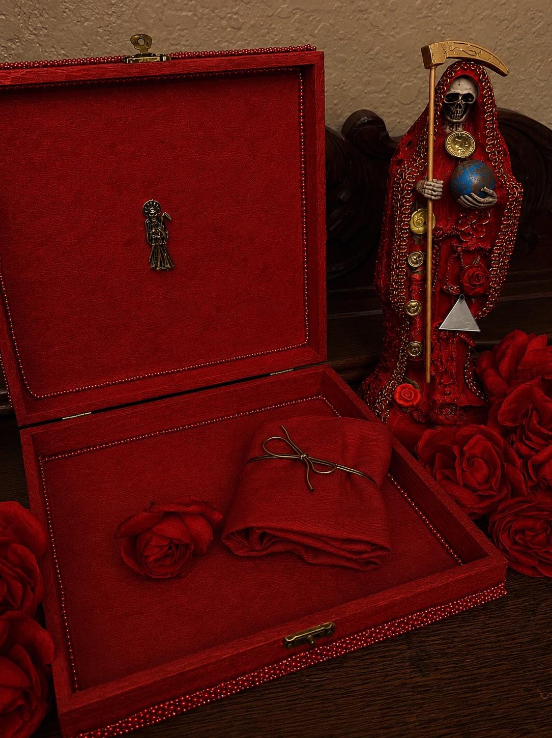Santa Muerte Roja Carga + Love + Passion + Domination + Fertility + Money + Fixed Statue + Santisima Muerte