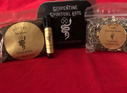 Conjunto de amostras de óleo, incenso e ervas para preparar velas de Hécate + Rainha das bruxas