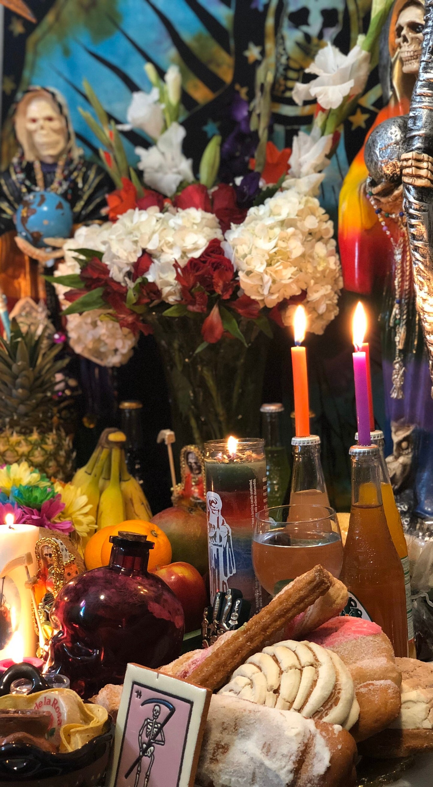 Santa Muerte Siete Colores Statue Rosary de Hilo + Handcrafted + Rosario