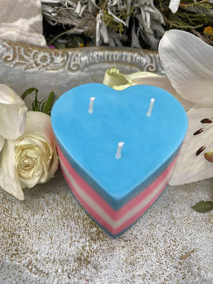 Vela de coração do orgulho transgênero