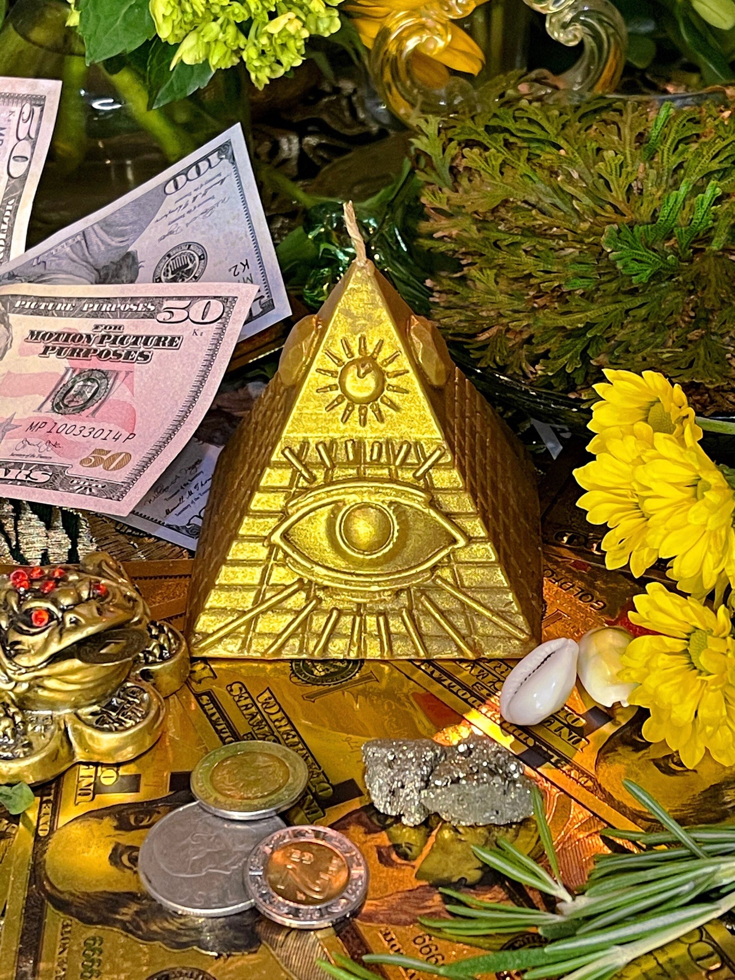 Pyramid with Eye of Providence Figure Candle + All-Seeing Eye