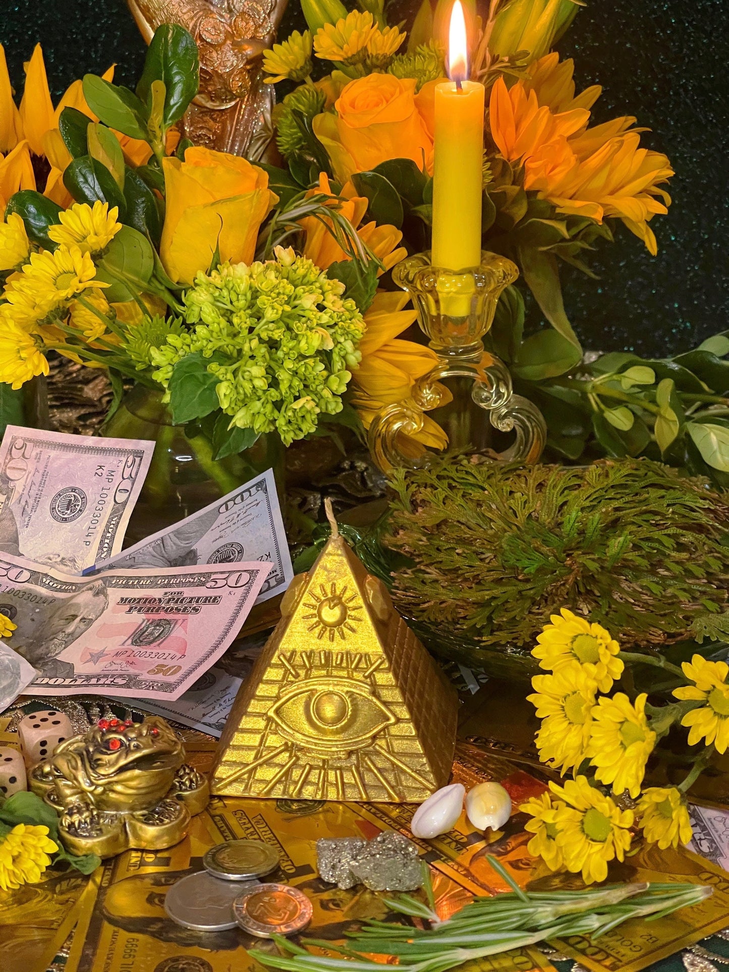Pyramid with Eye of Providence Figure Candle + All-Seeing Eye