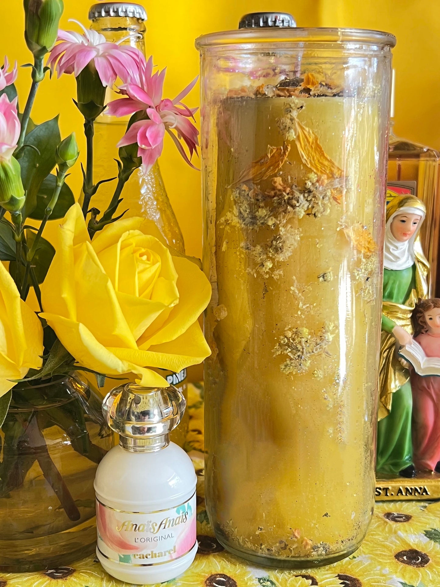 Anaisa Pye Hand Carved Candle + Passion & Seduction + 24K Gold + Saint Anne + Anaisa Pie