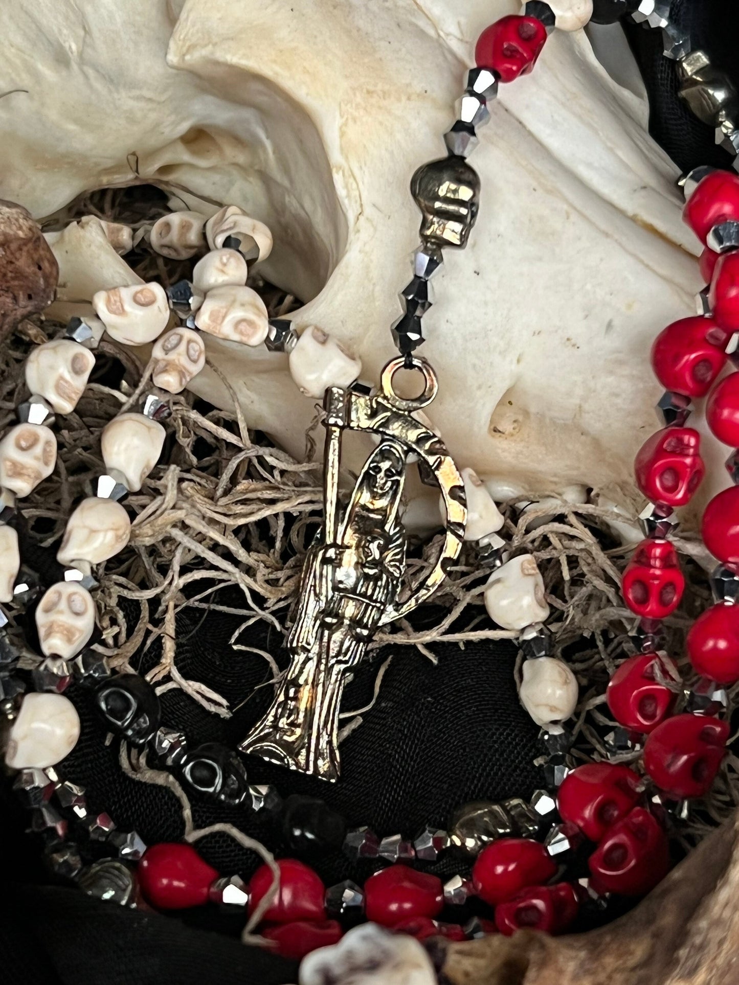 Santa Muerte Rosary de Hilo + Traditional Colors + Three Robes + Handcrafted + Rosario