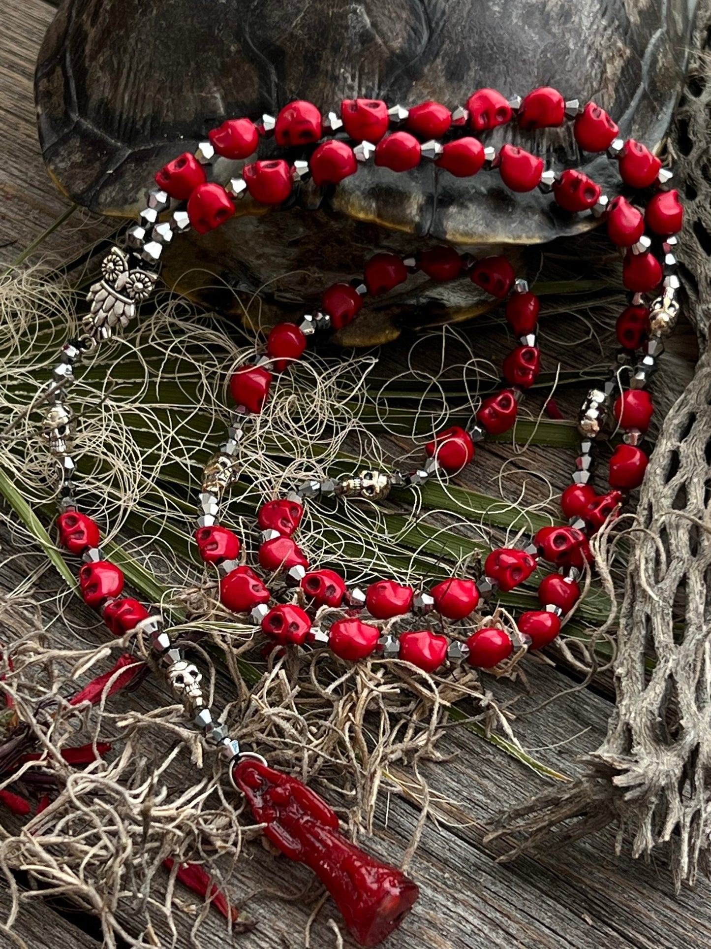 Santa Muerte Roja Rosary de Hilo + Handcrafted + Rosario