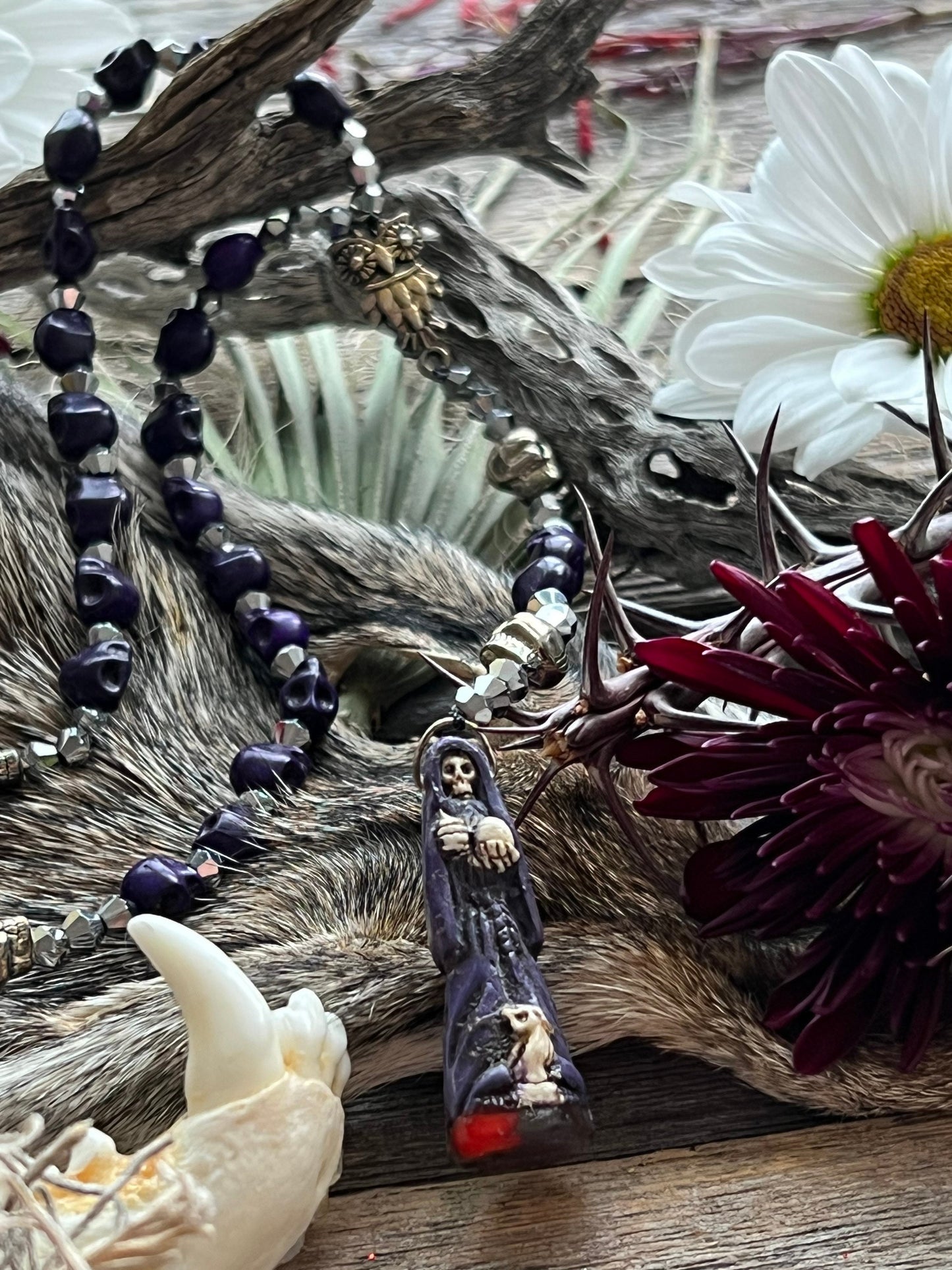 Santa Muerte Morada de Hilo Rosary + Purple + Handcrafted + Rosario